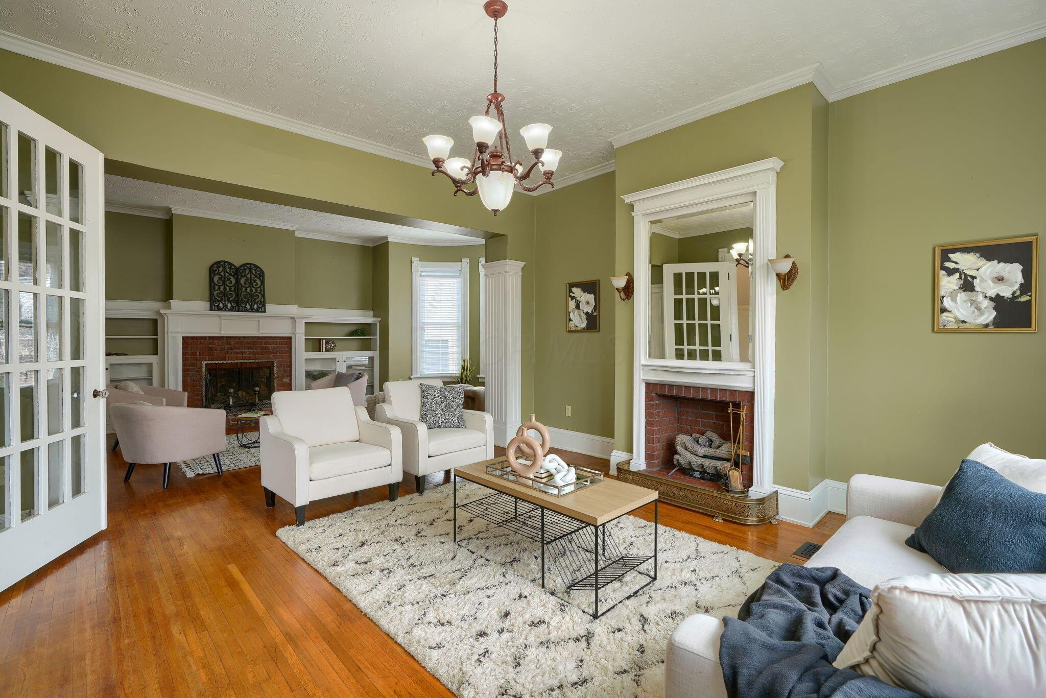144 S Mulberry Street Property Photo 8