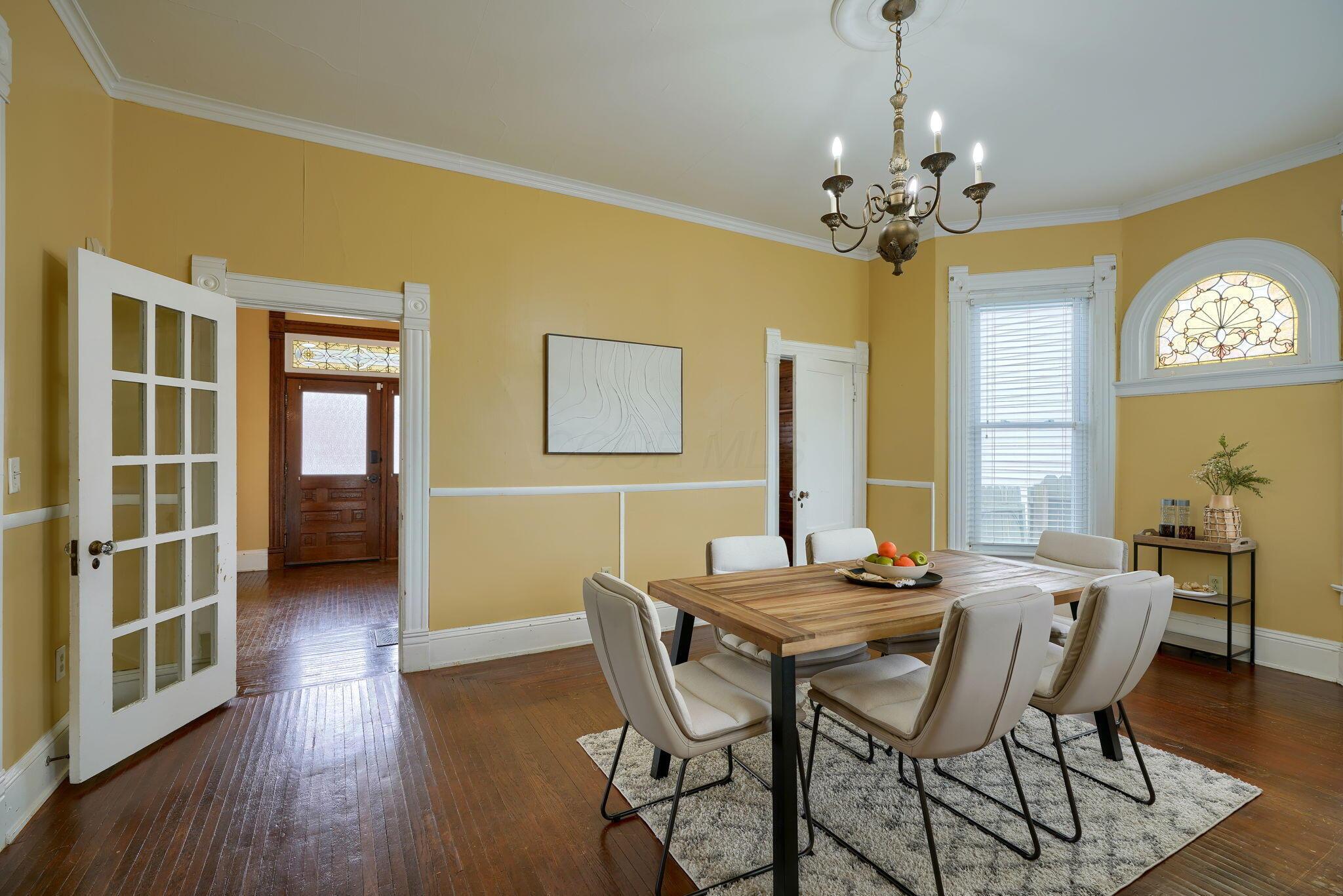 144 S Mulberry Street Property Photo 12