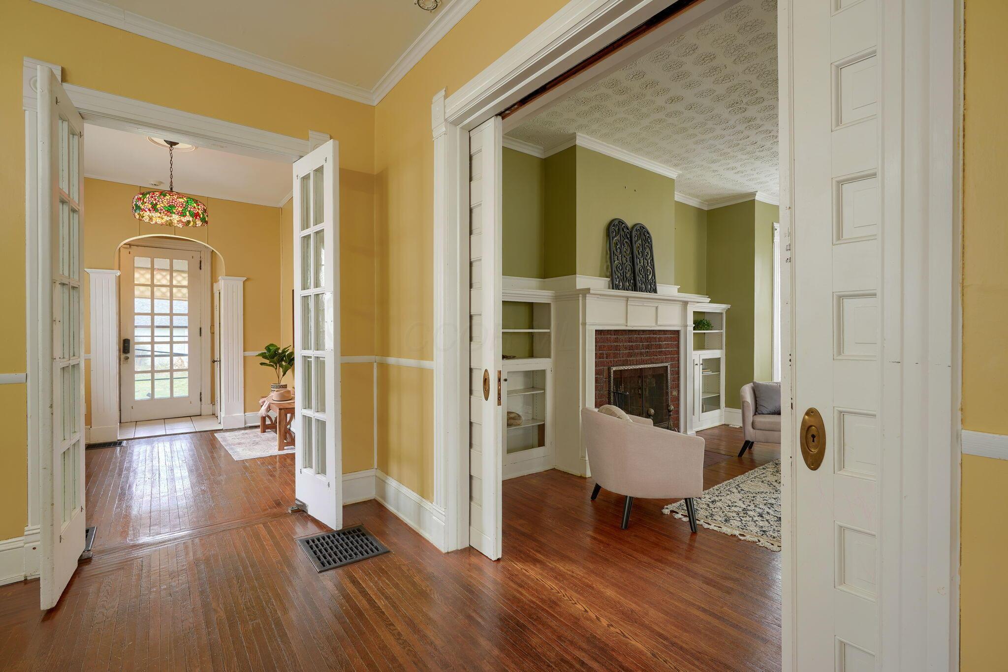 144 S Mulberry Street Property Photo 16