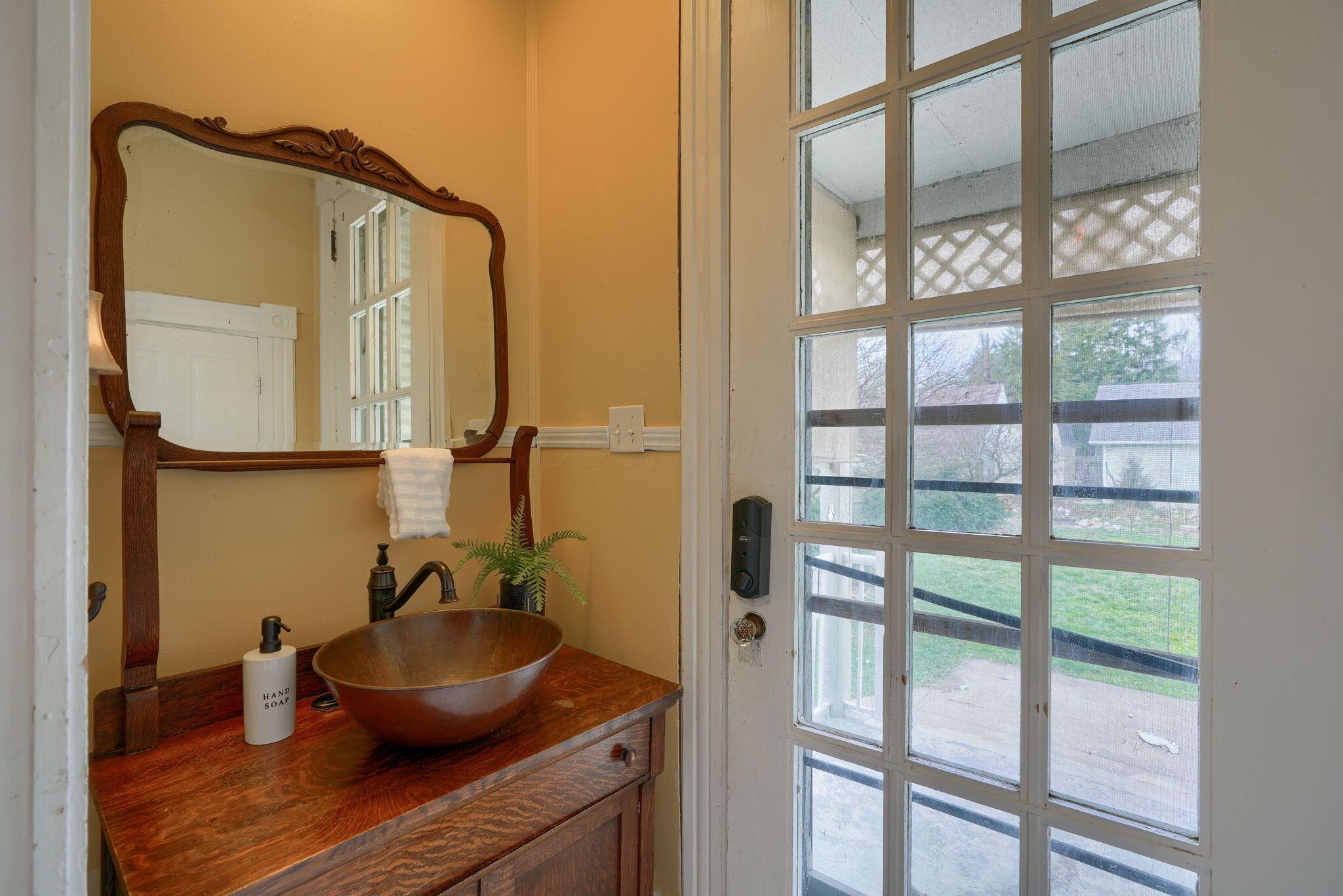 144 S Mulberry Street Property Photo 19