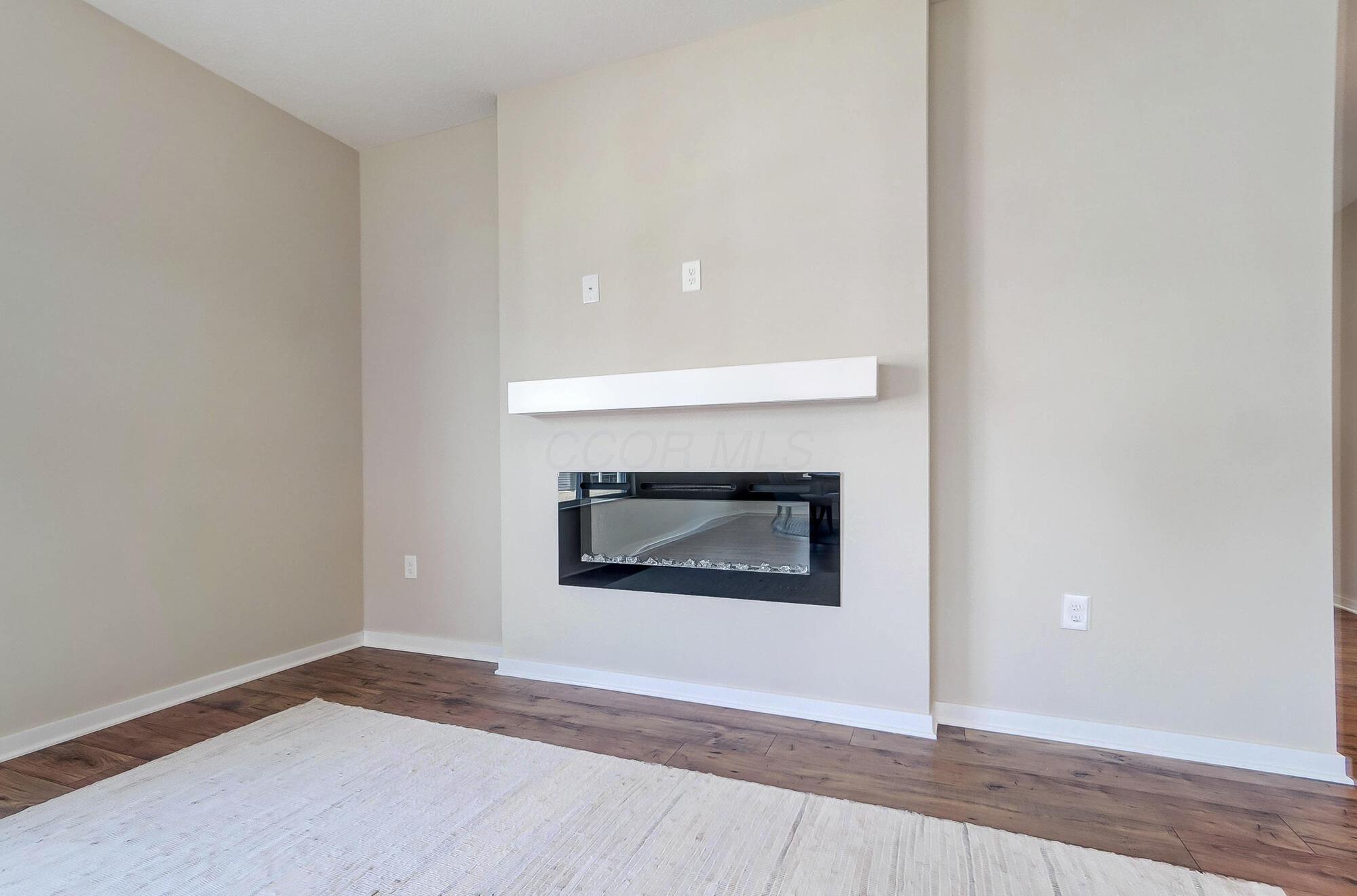 412 Madison Way Property Photo 6