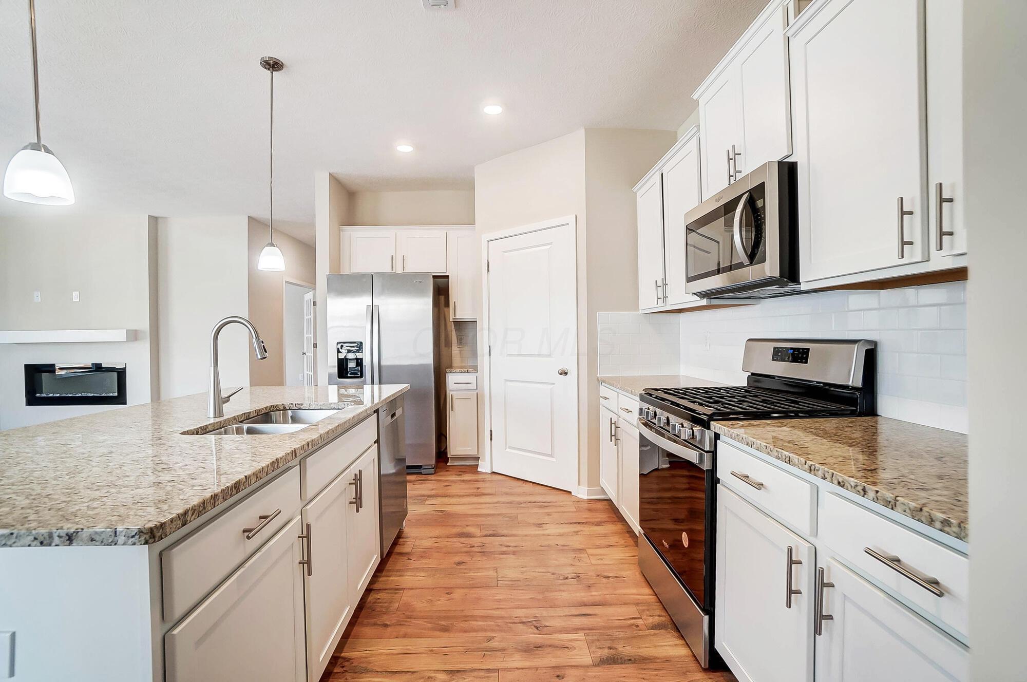 412 Madison Way Property Photo 13