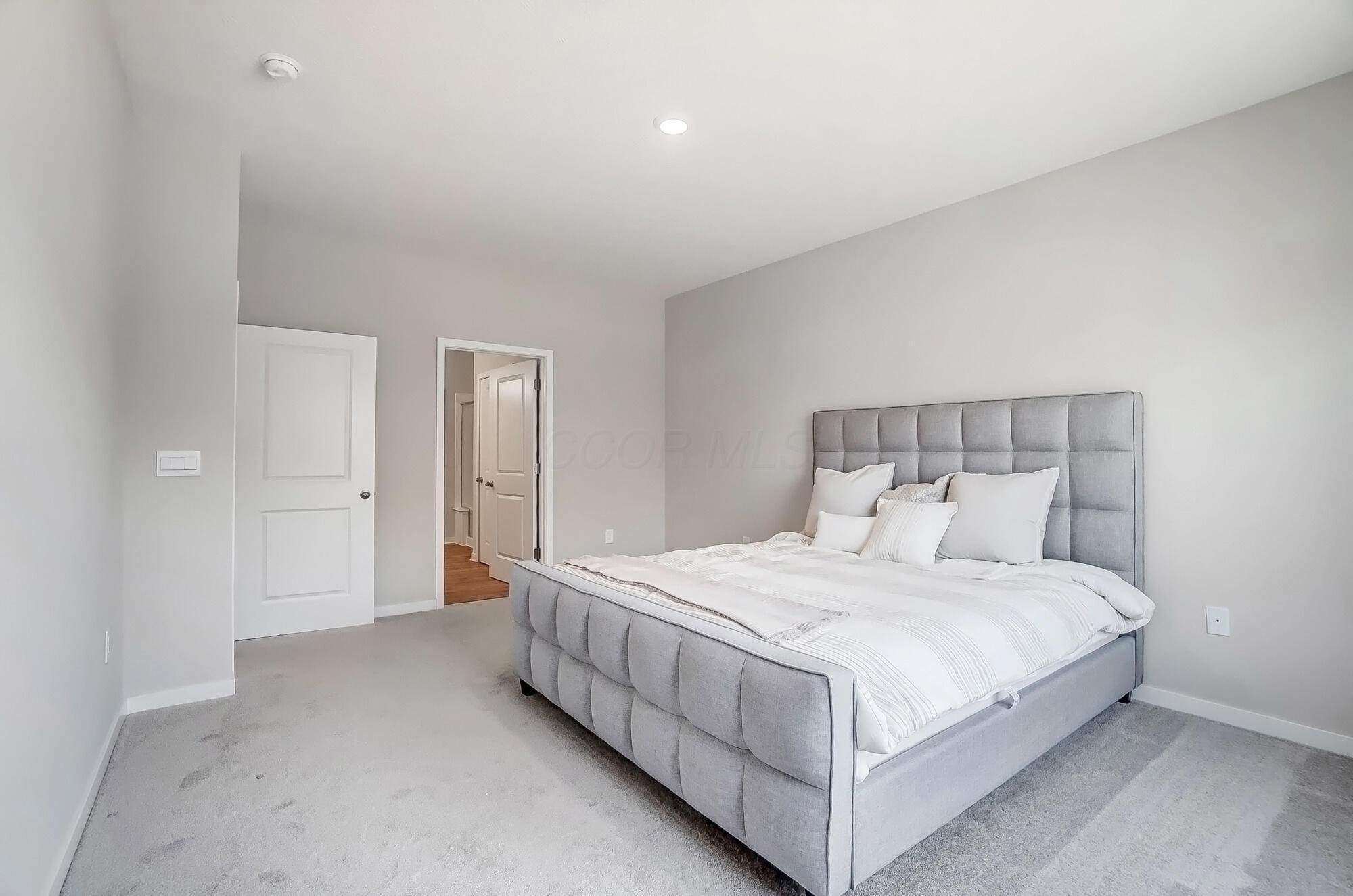 412 Madison Way Property Photo 20