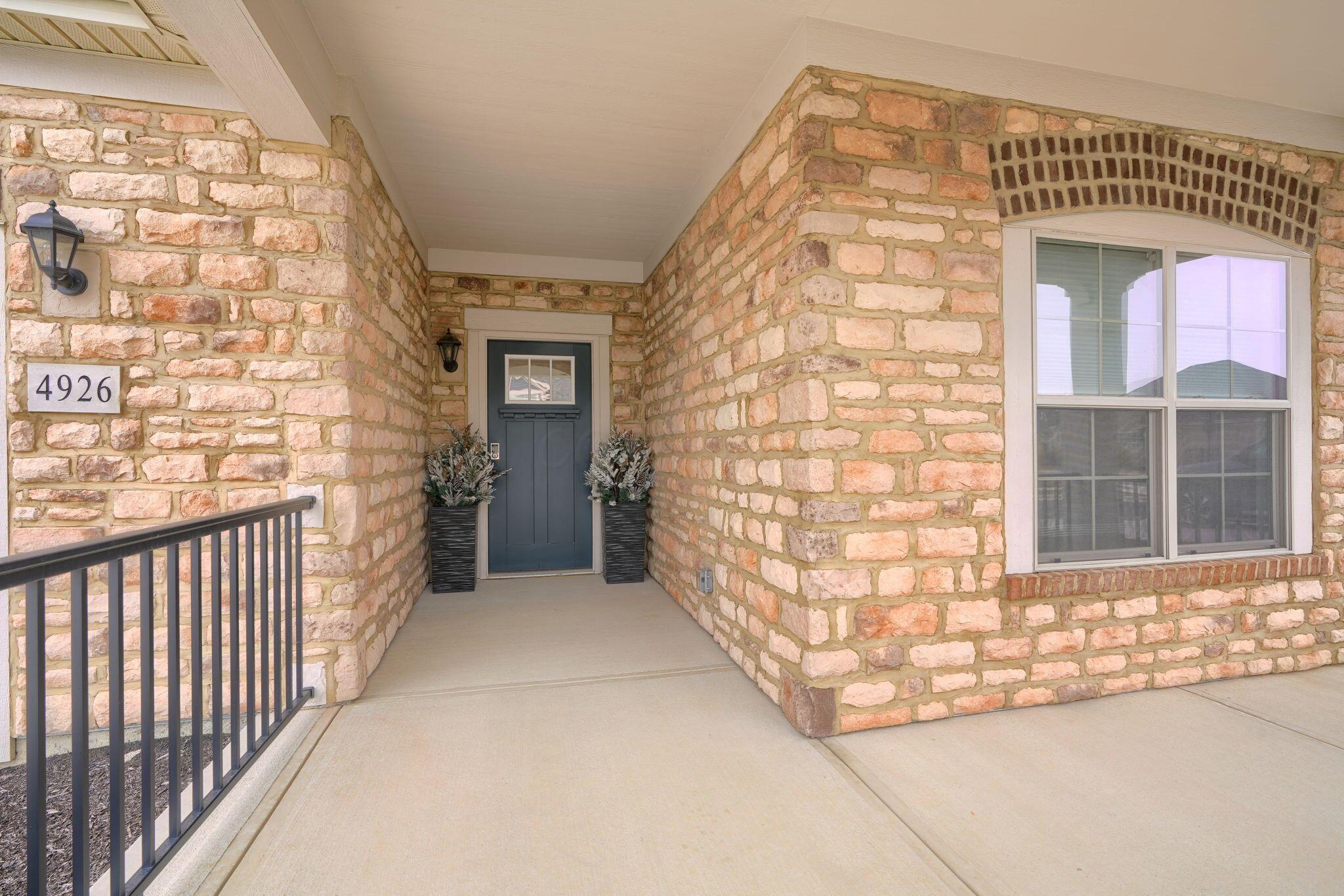 4926 Diplomat Way Property Photo 3