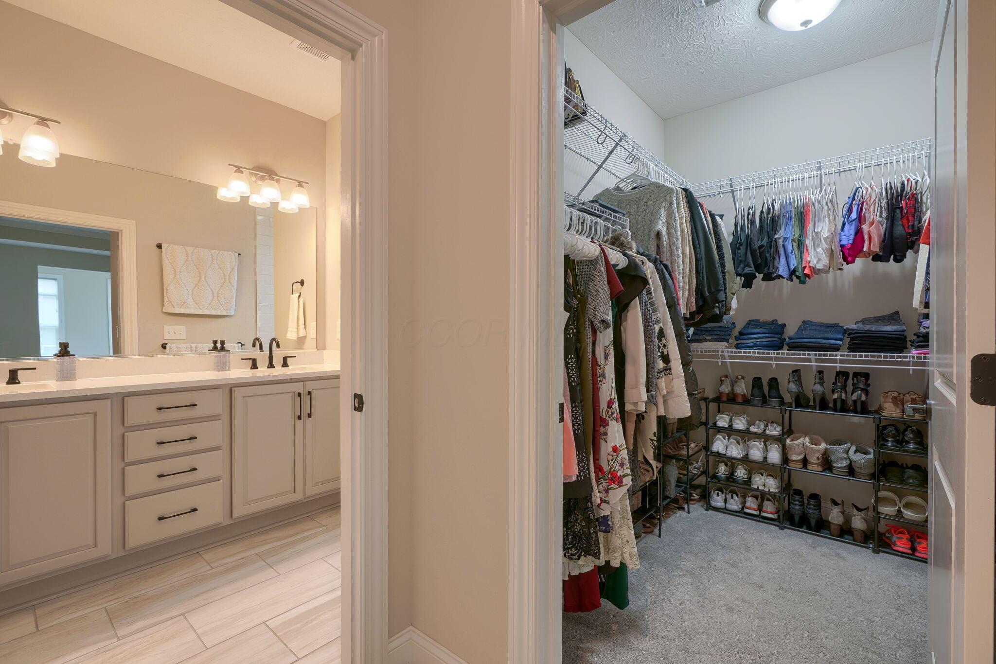 4926 Diplomat Way Property Photo 17