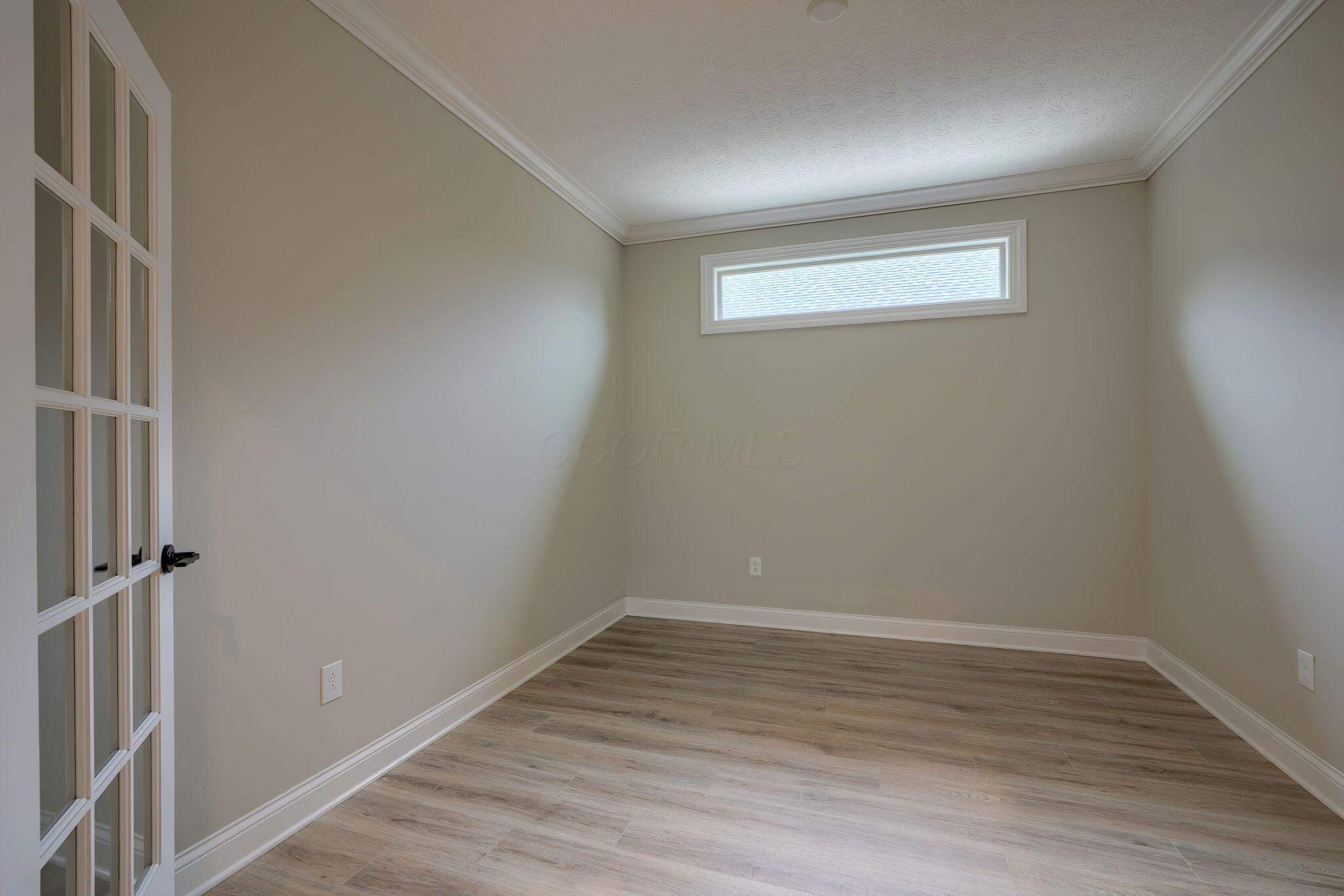4926 Diplomat Way Property Photo 20