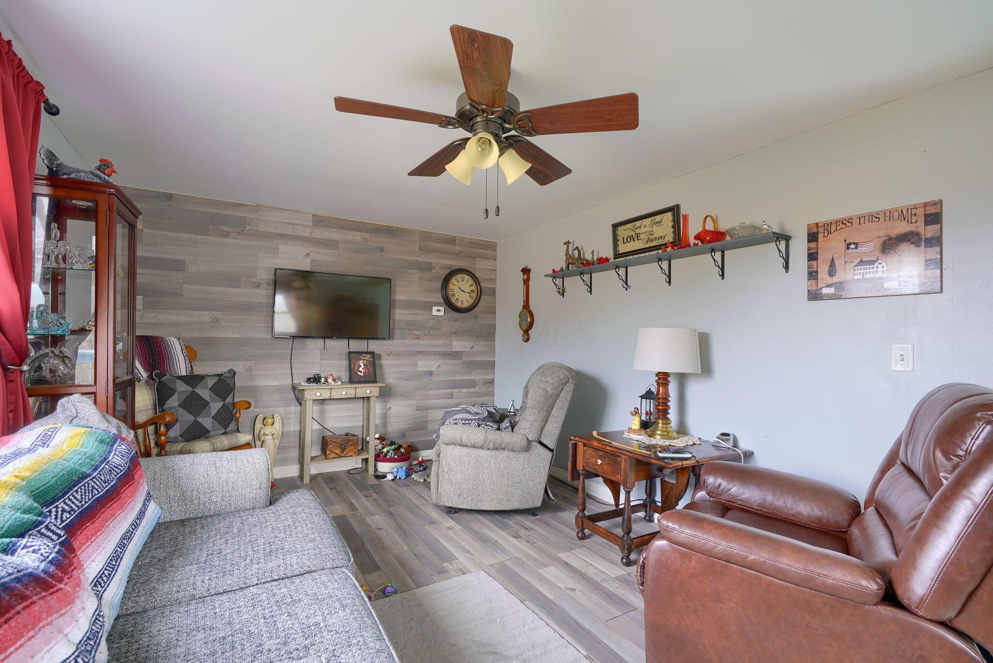 2920 Logan-thornville Road Ne Property Photo 6