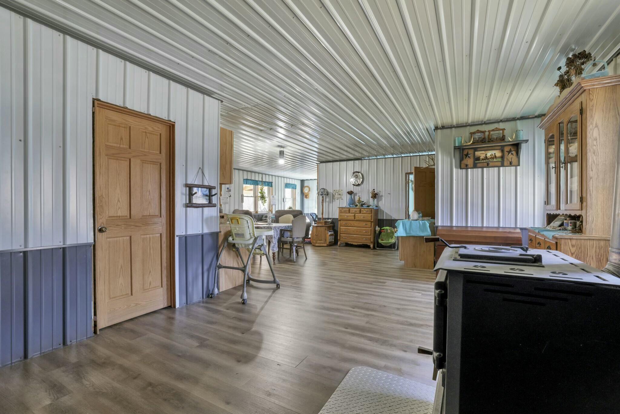 2896 Adelphia State Road Property Photo 7