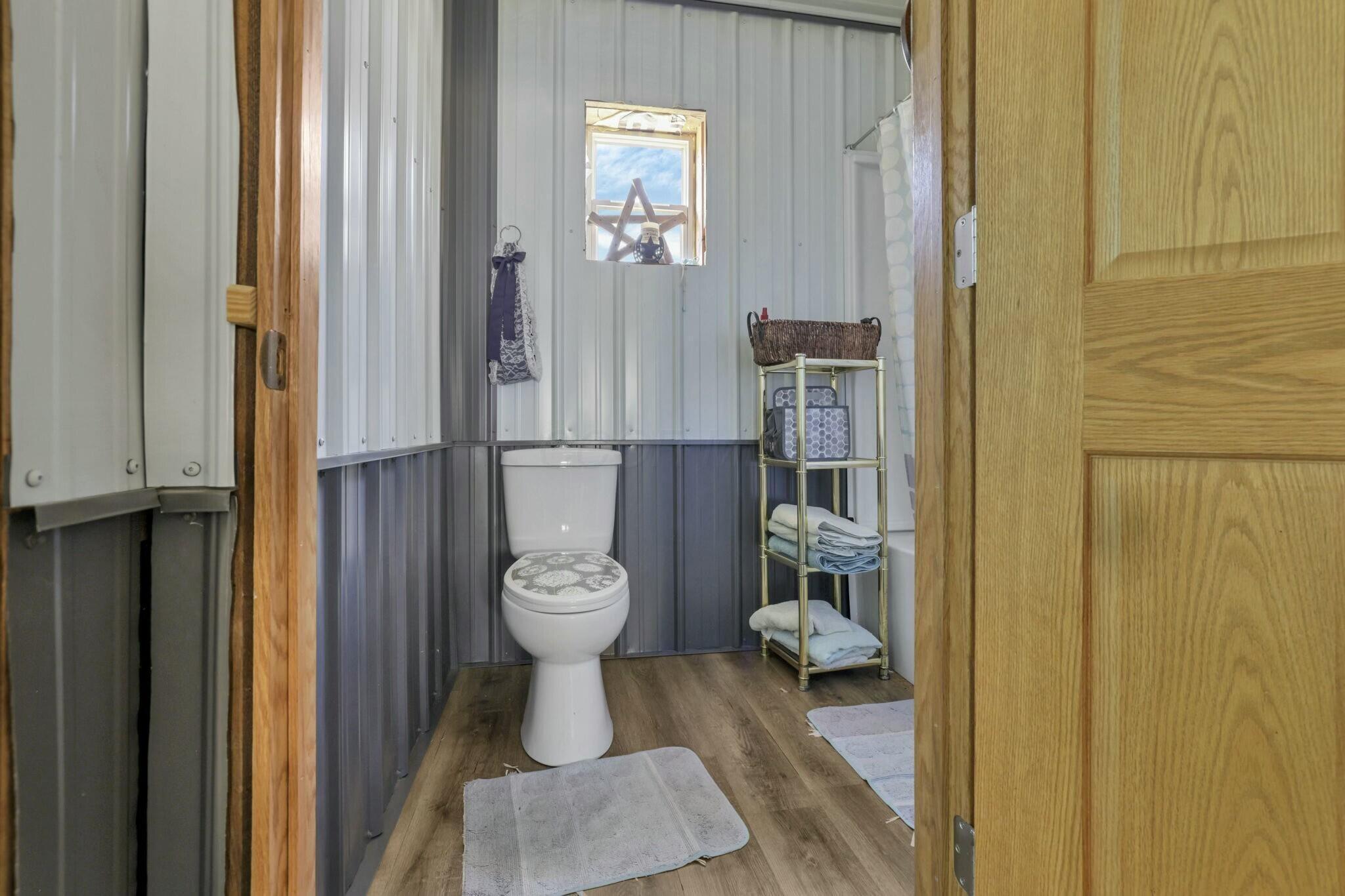 2896 Adelphia State Road Property Photo 25