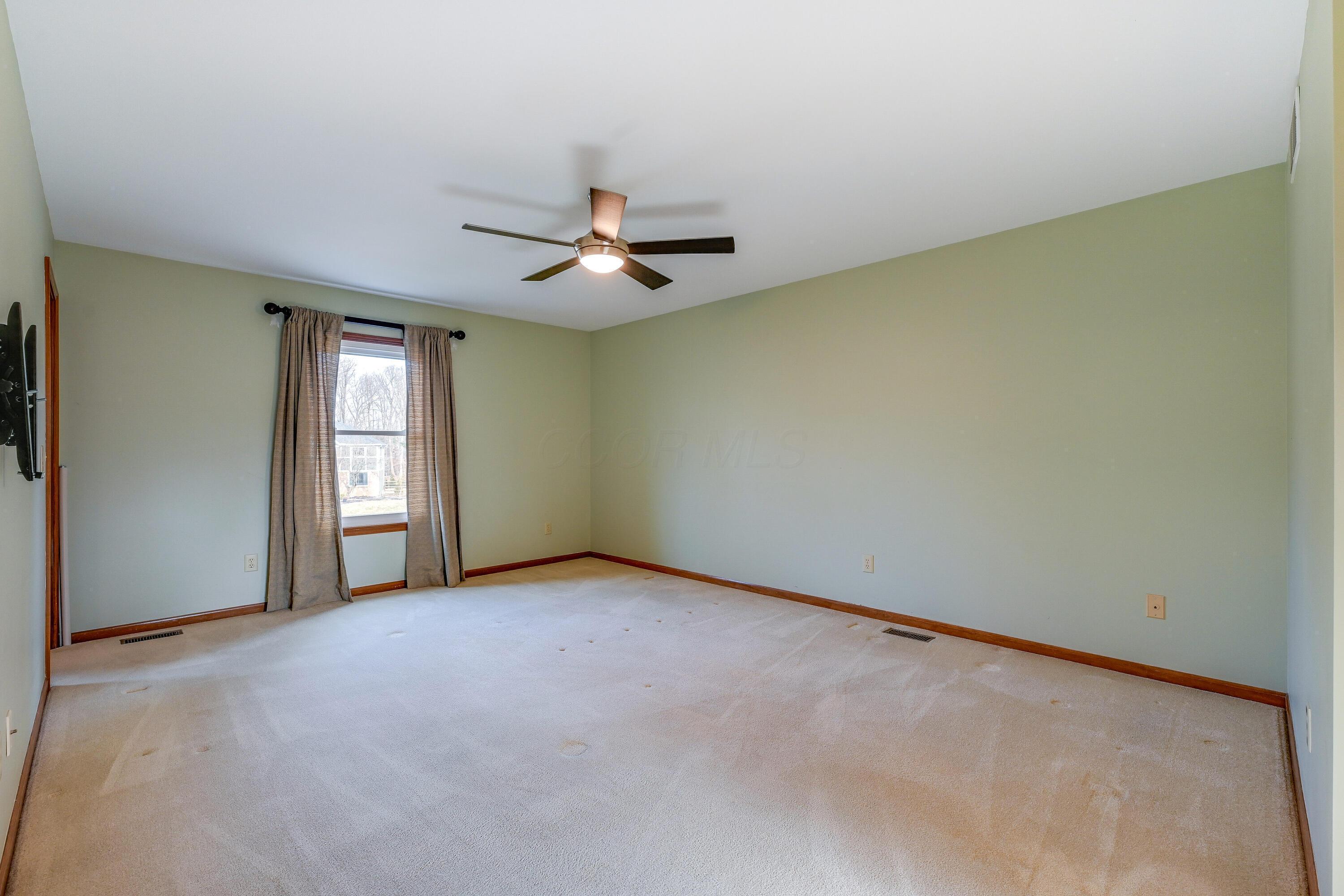 6000 Woodbrook Court Property Photo 27