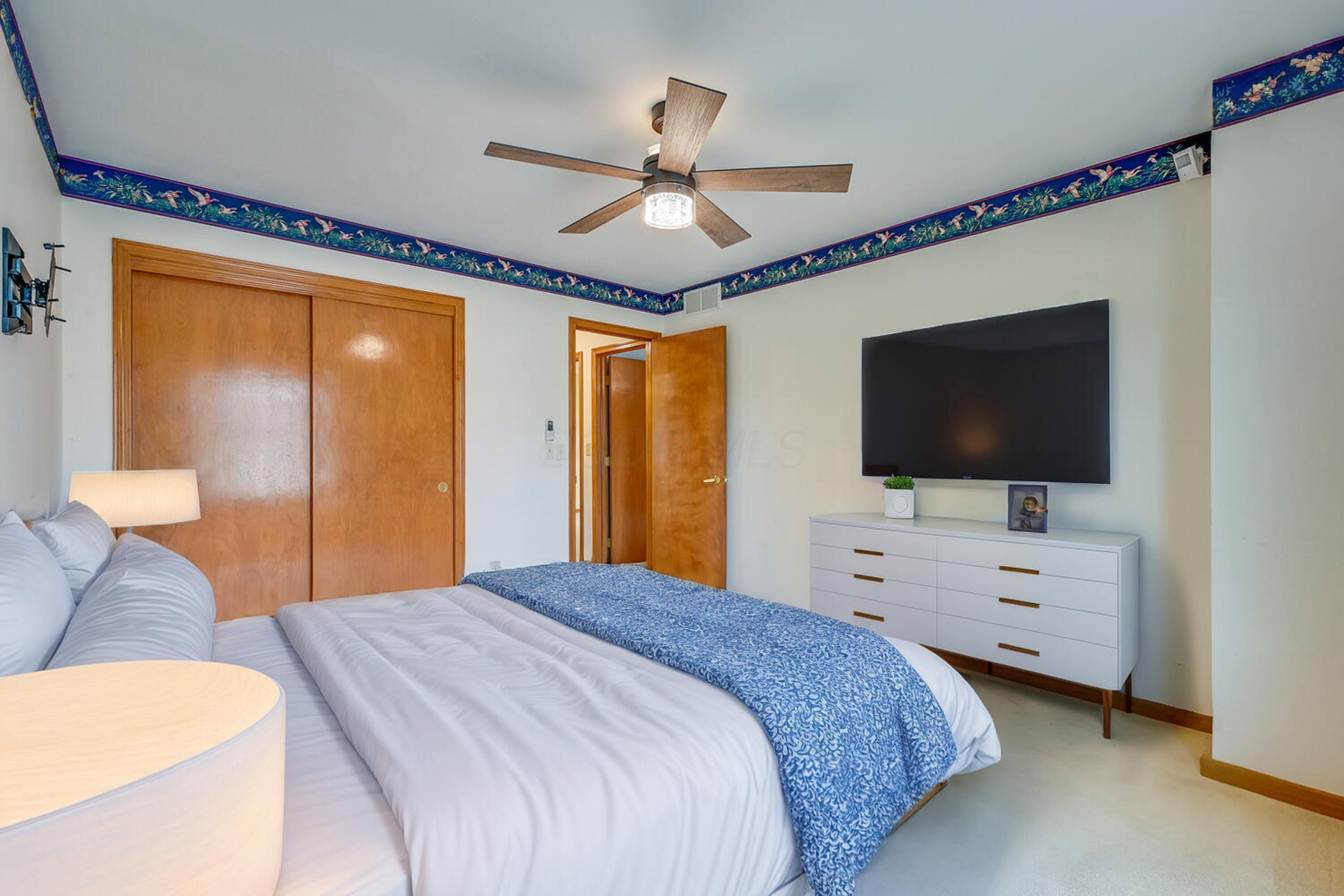 6000 Woodbrook Court Property Photo 35