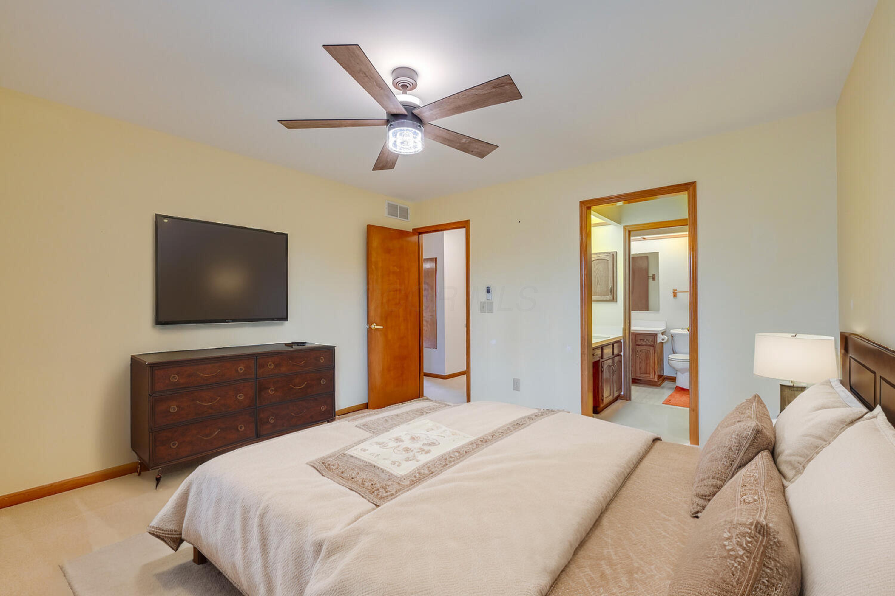 6000 Woodbrook Court Property Photo 43