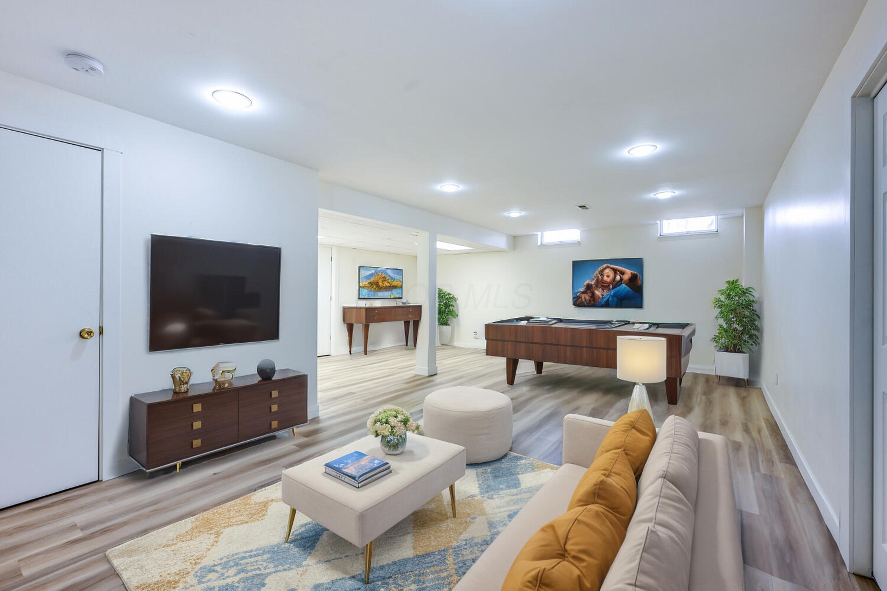 6000 Woodbrook Court Property Photo 47