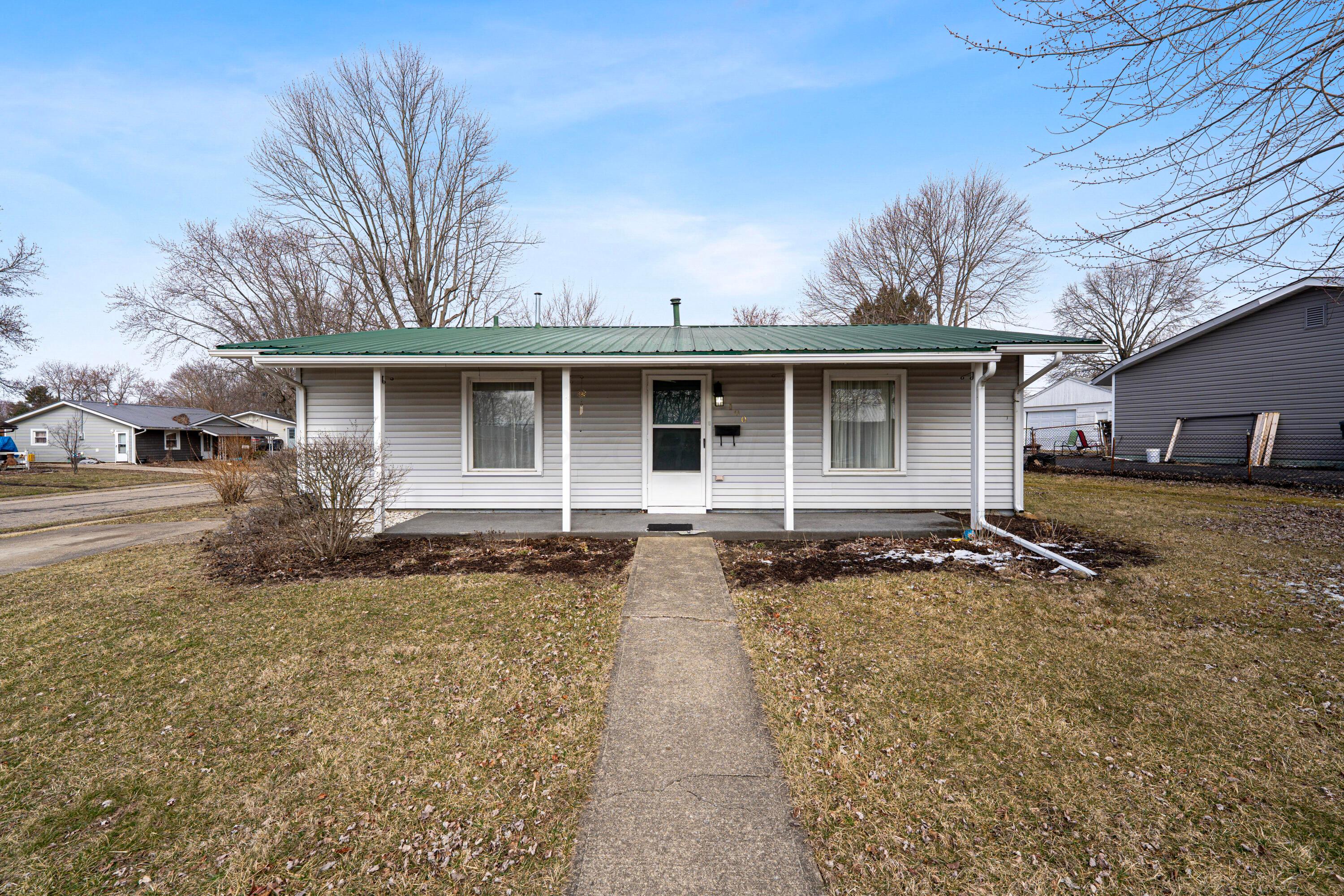 100 Valleyview Drive Property Photo