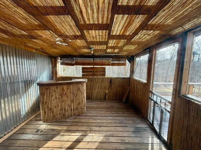 505 Summer Street Property Photo 26