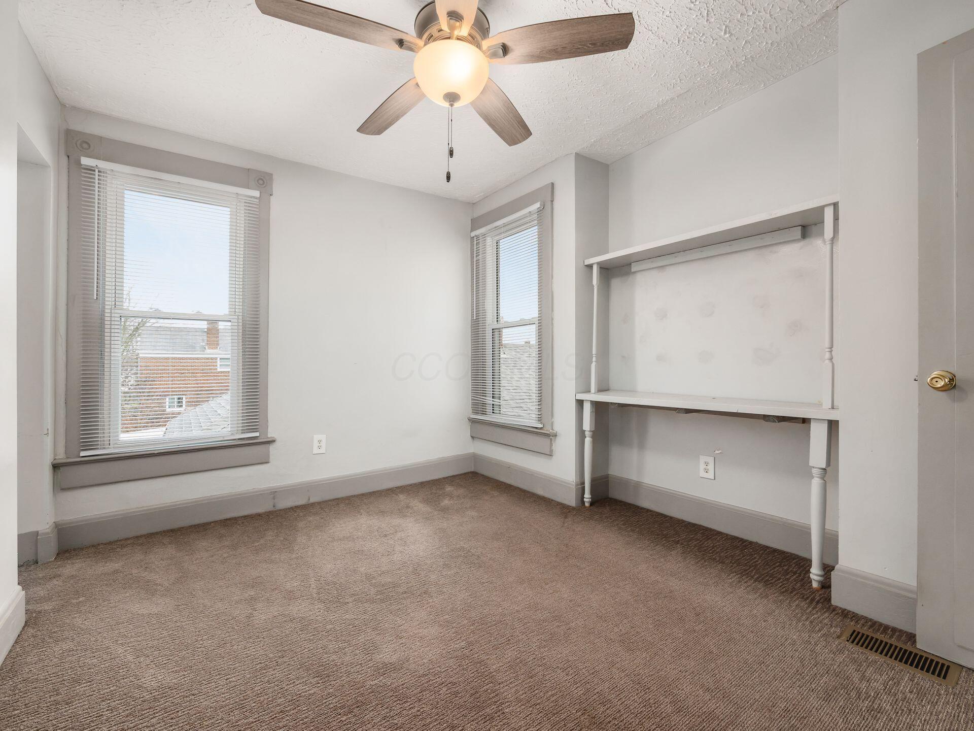 314 E Hinman Avenue Property Photo 11