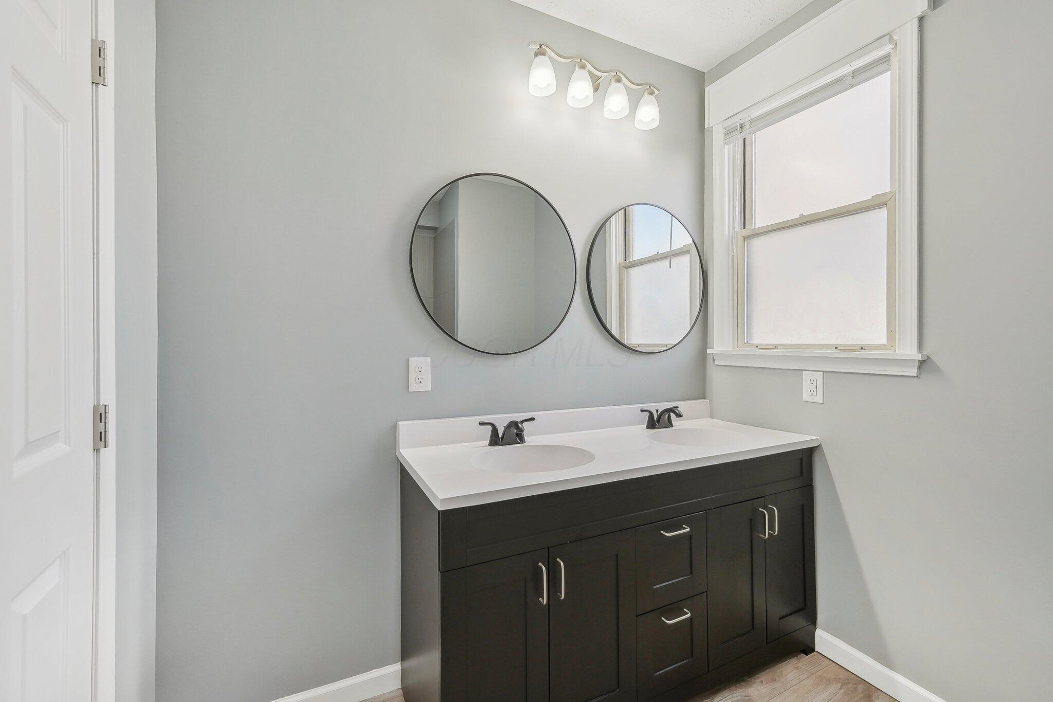 515 Madison Avenue Property Photo 28