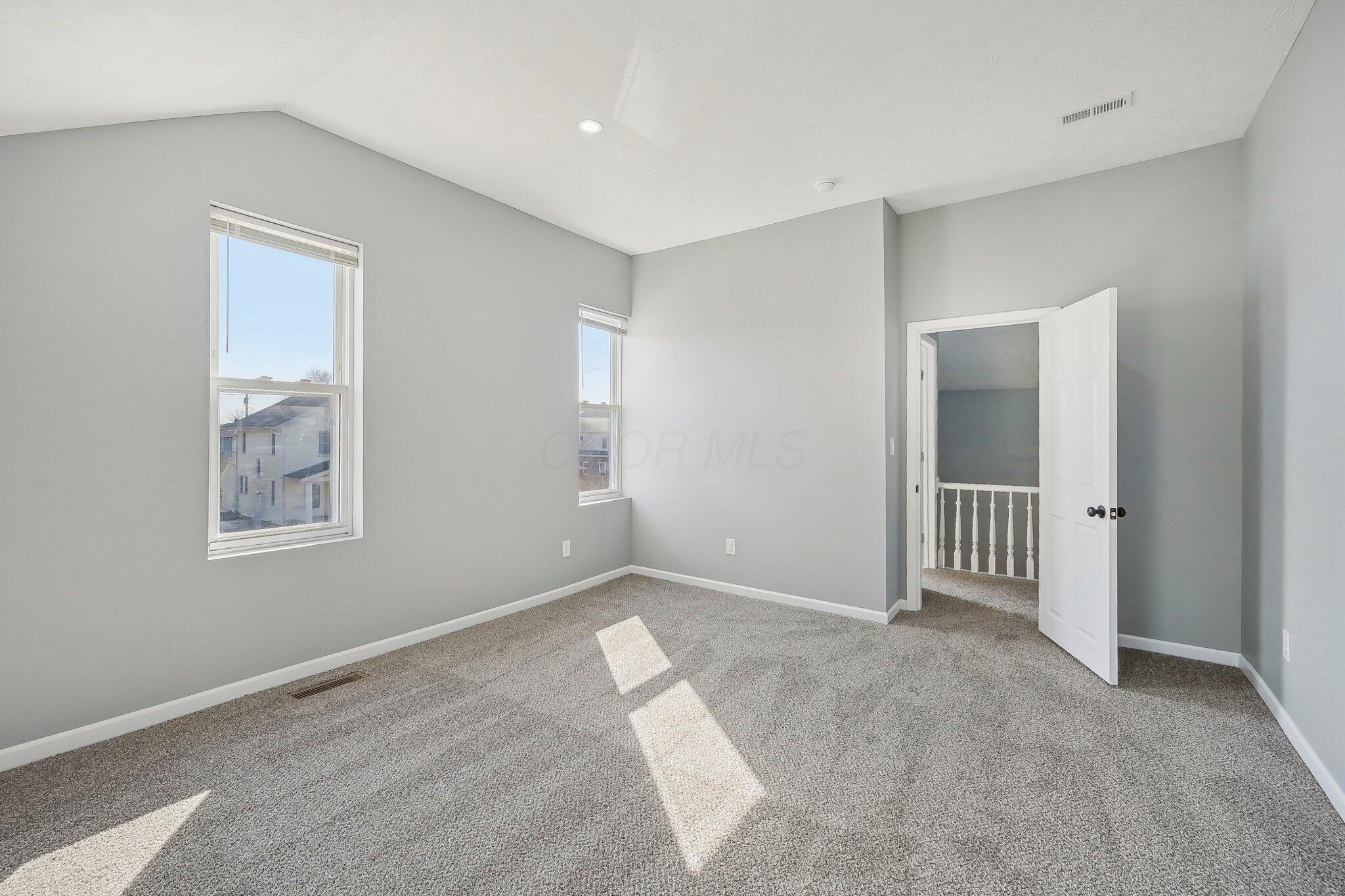 515 Madison Avenue Property Photo 32