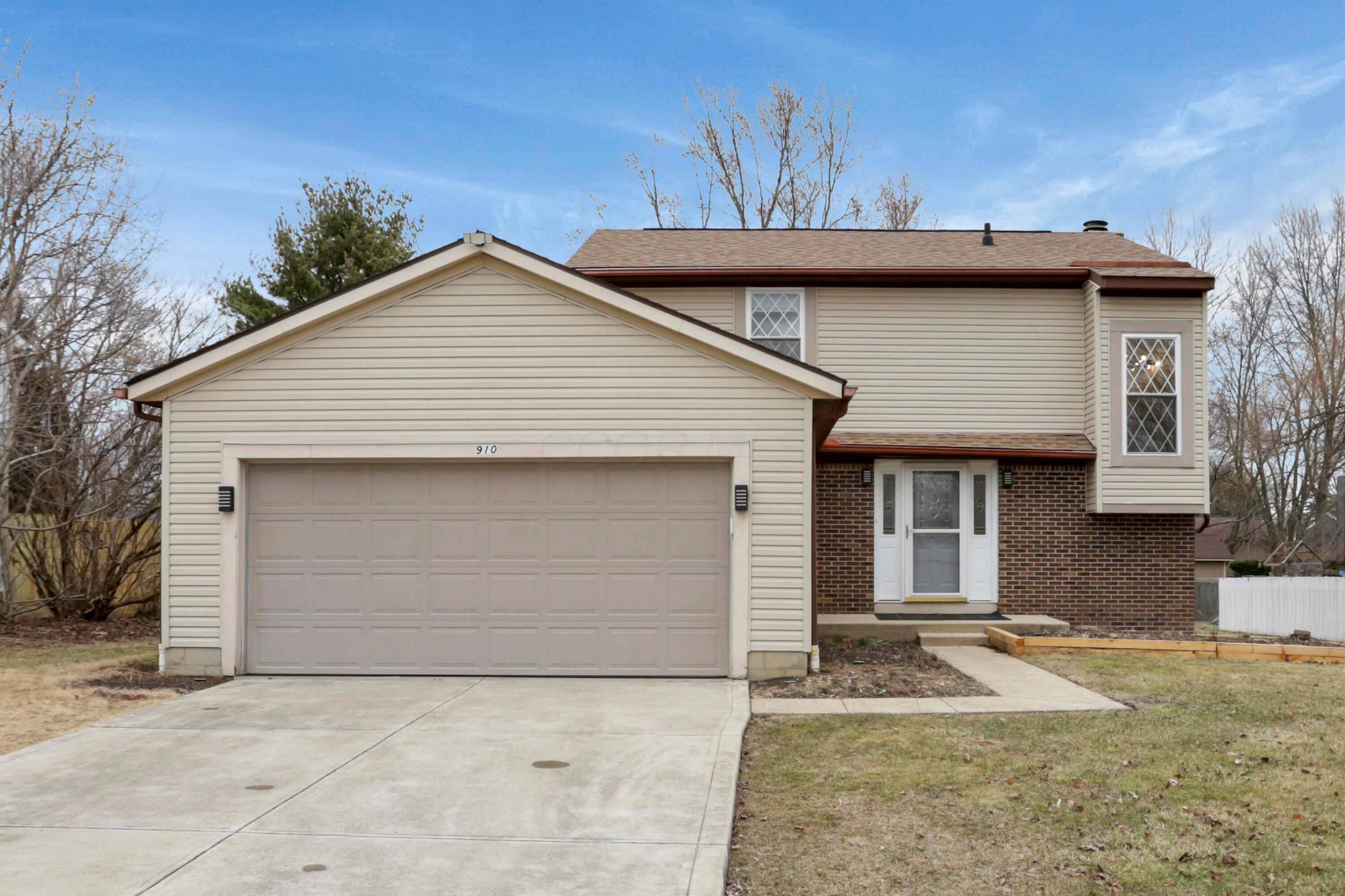910 Ruskin Drive Property Photo 1