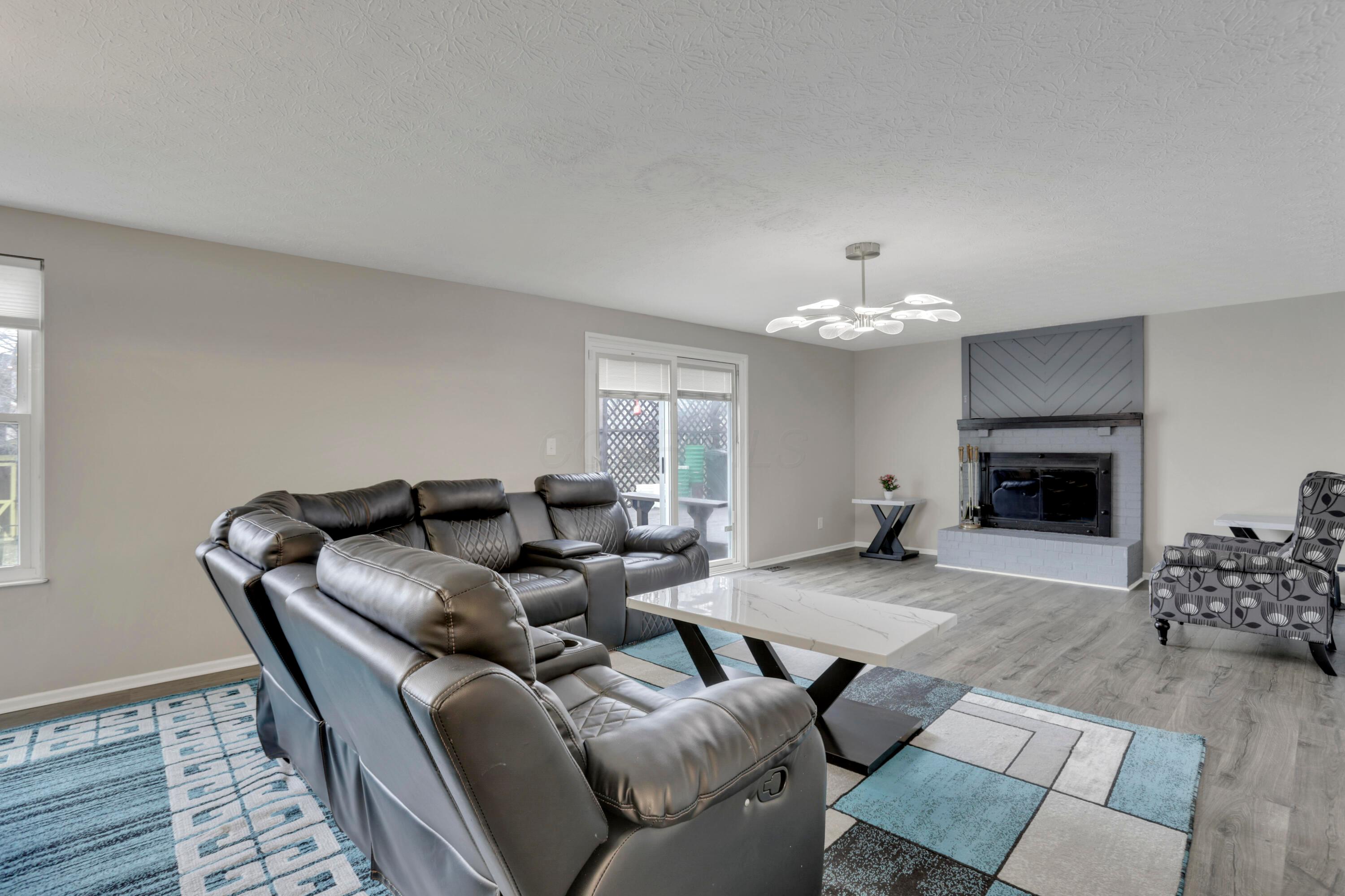 910 Ruskin Drive Property Photo 19
