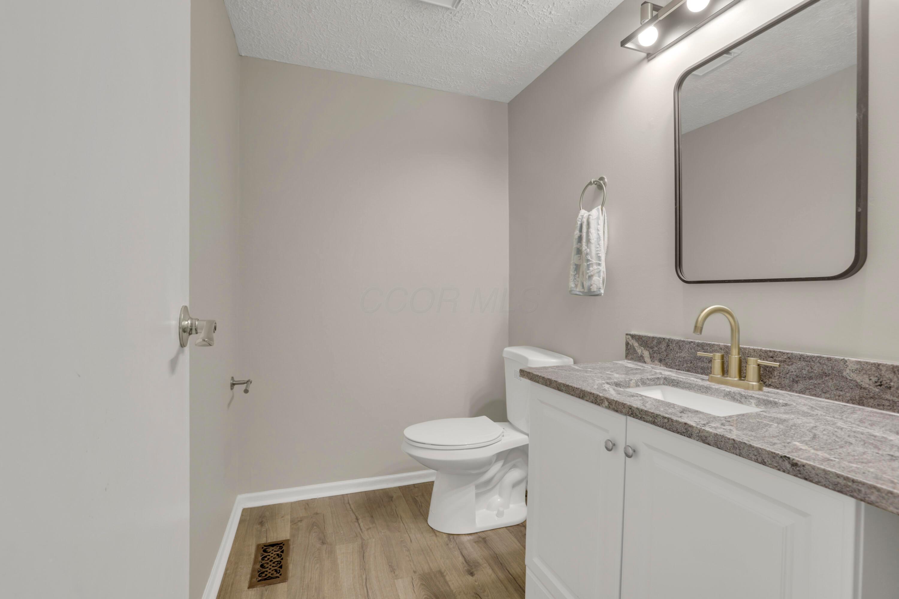 910 Ruskin Drive Property Photo 25