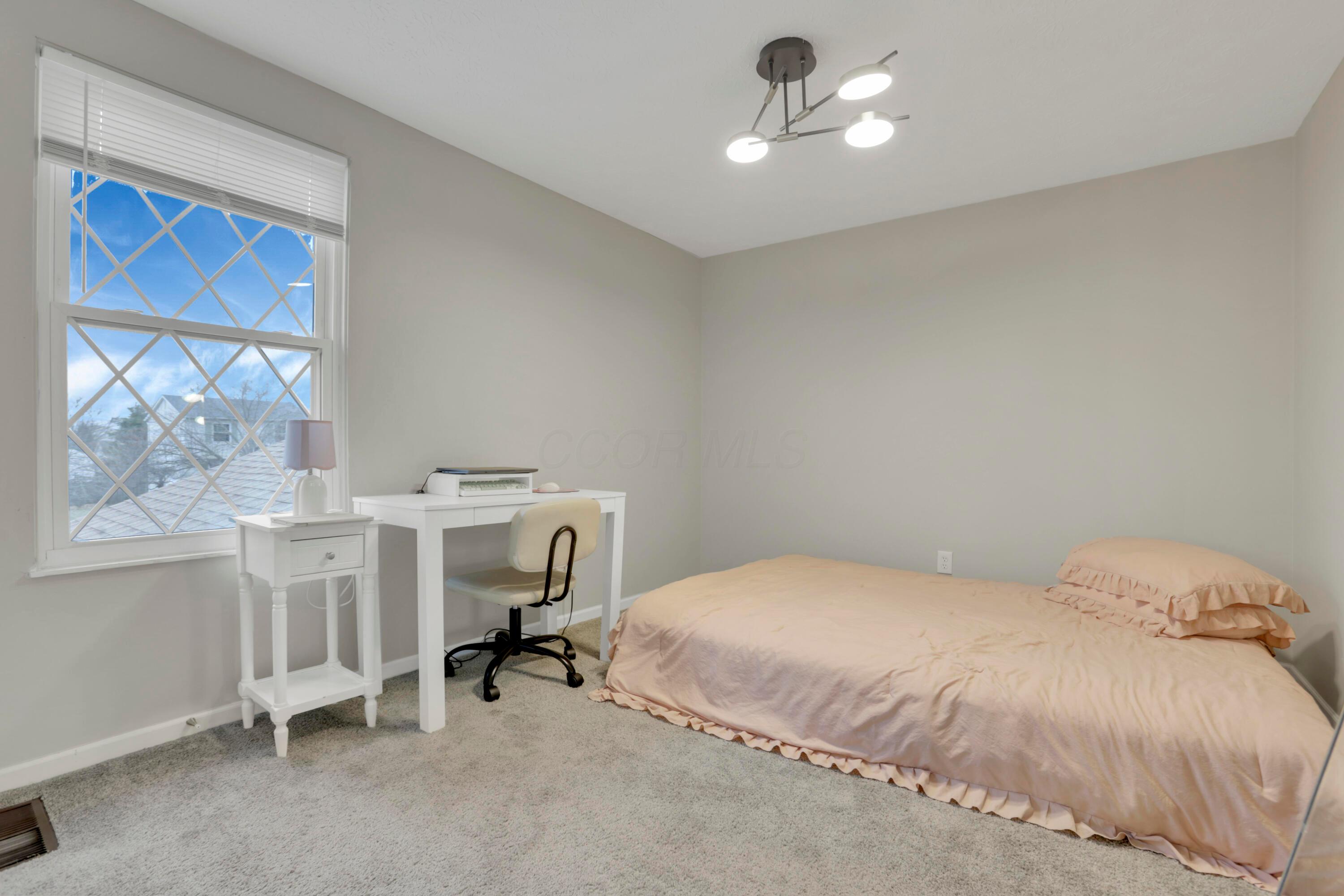 910 Ruskin Drive Property Photo 30