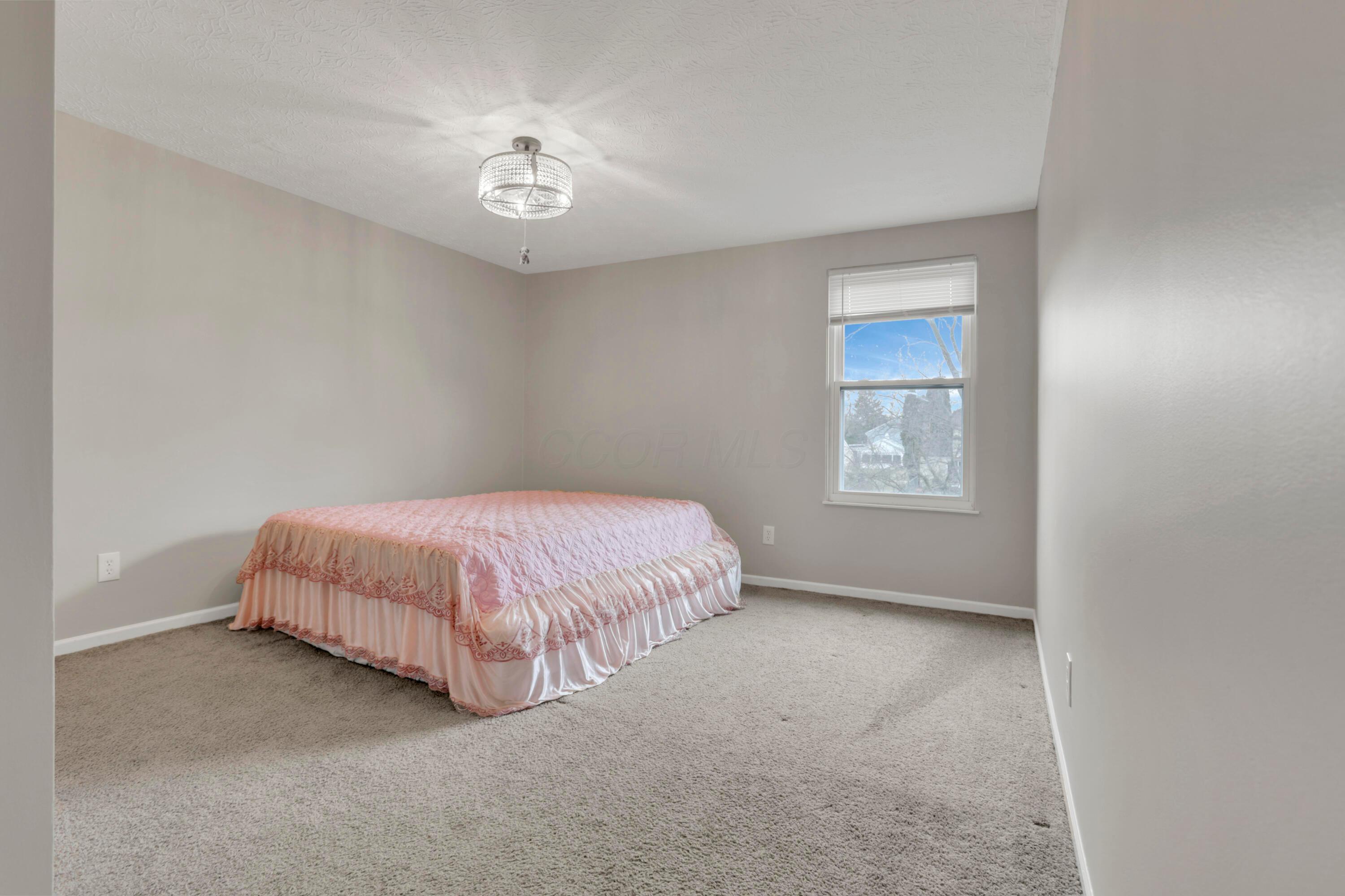 910 Ruskin Drive Property Photo 33
