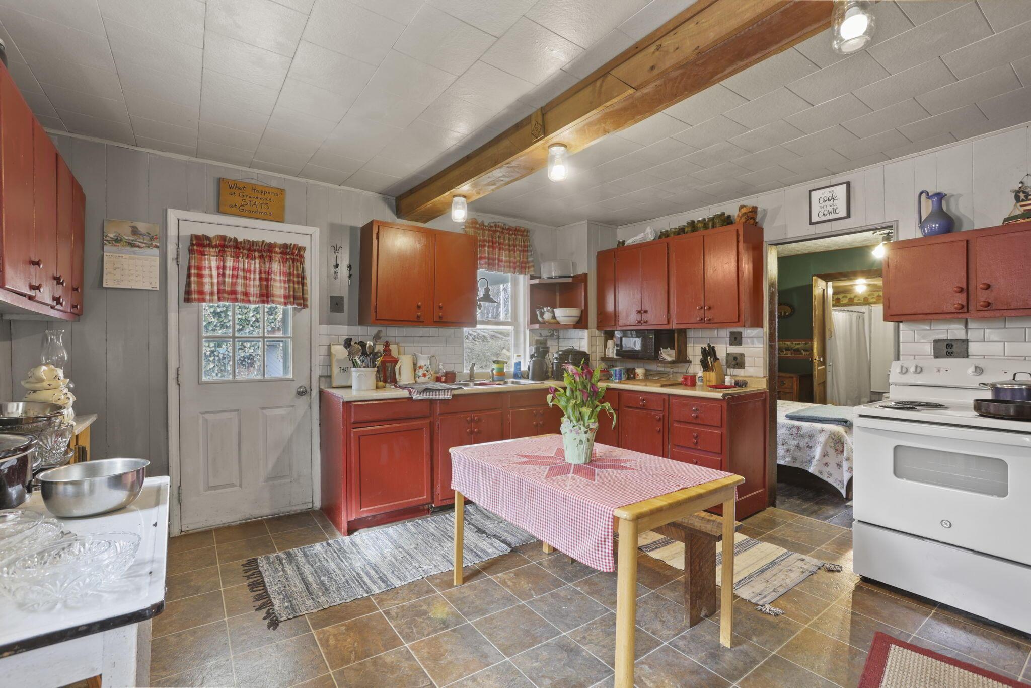 10695 State Route 93 N Property Photo 68