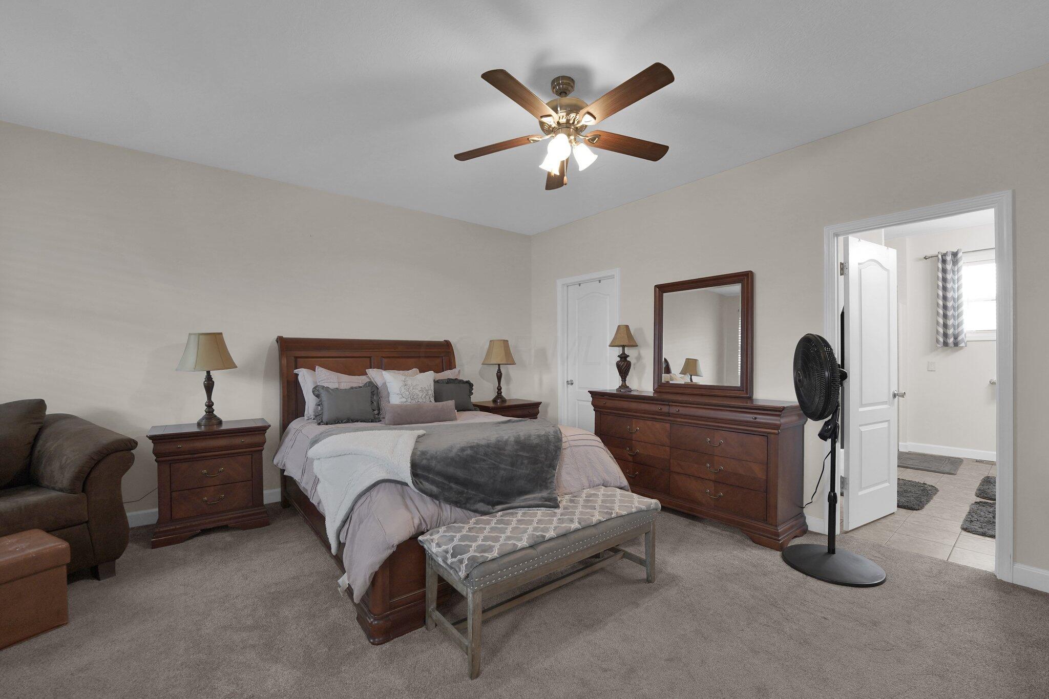 330 Station Street E Property Photo 9