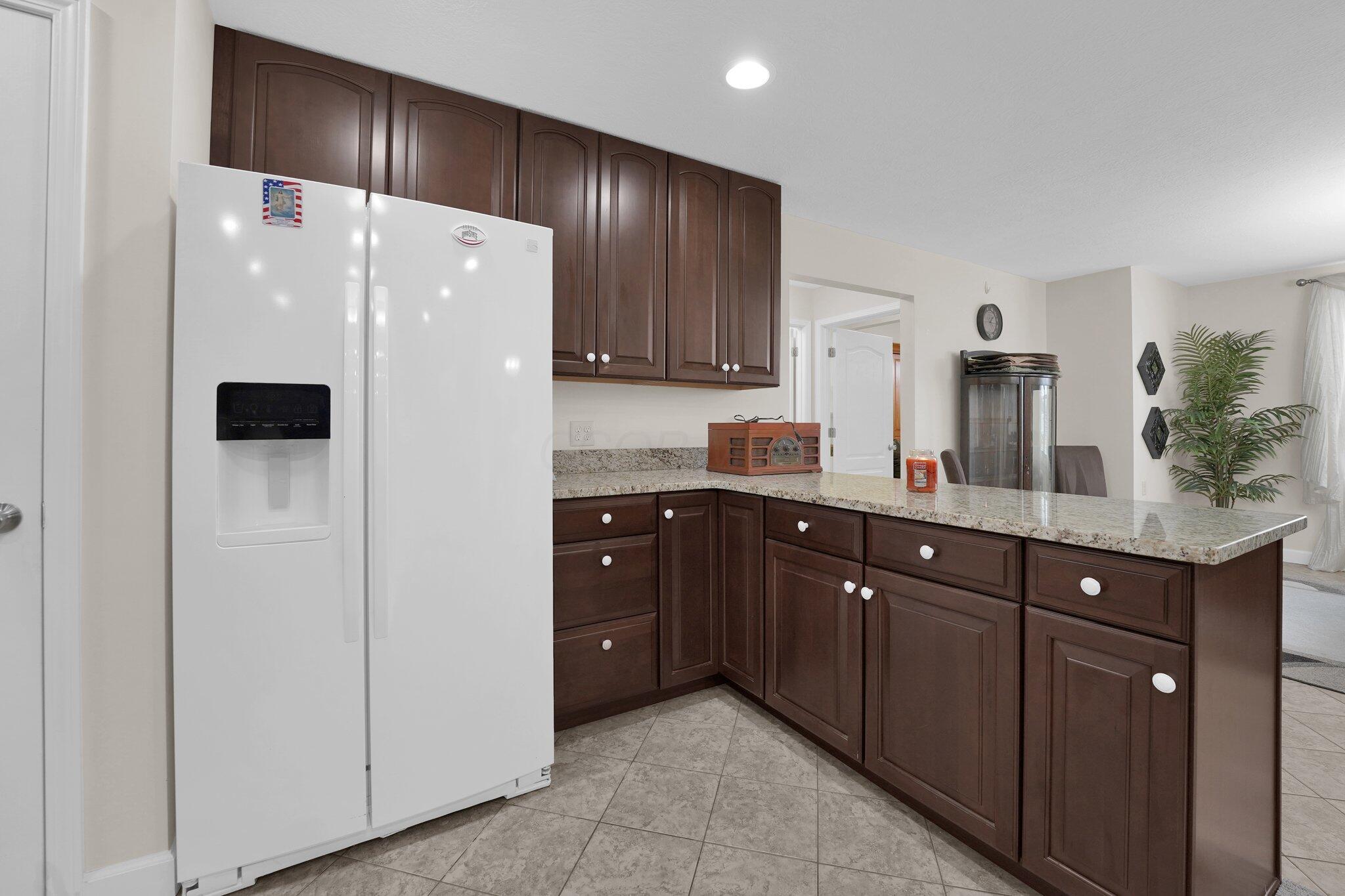 330 Station Street E Property Photo 17