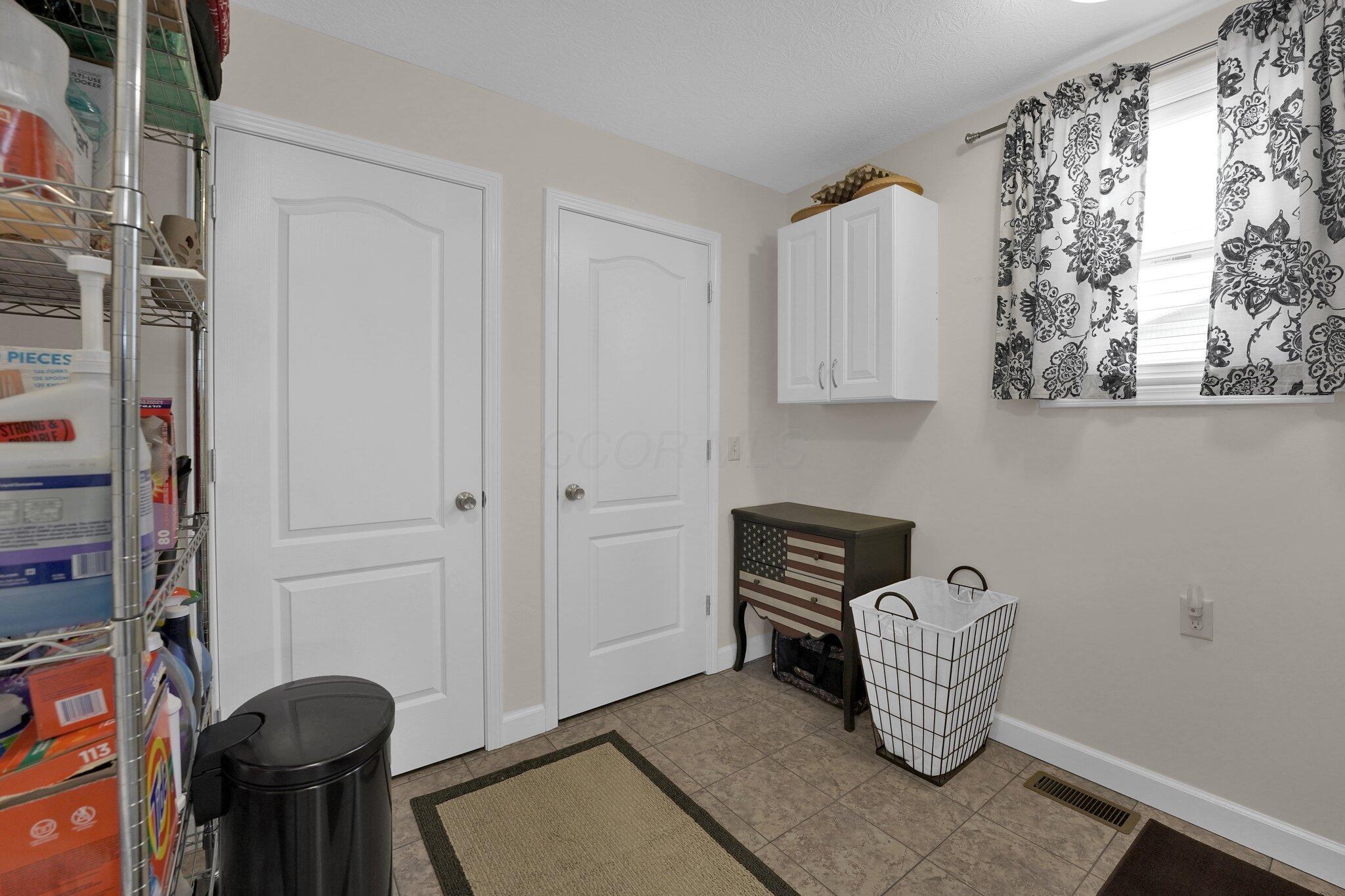 330 Station Street E Property Photo 22