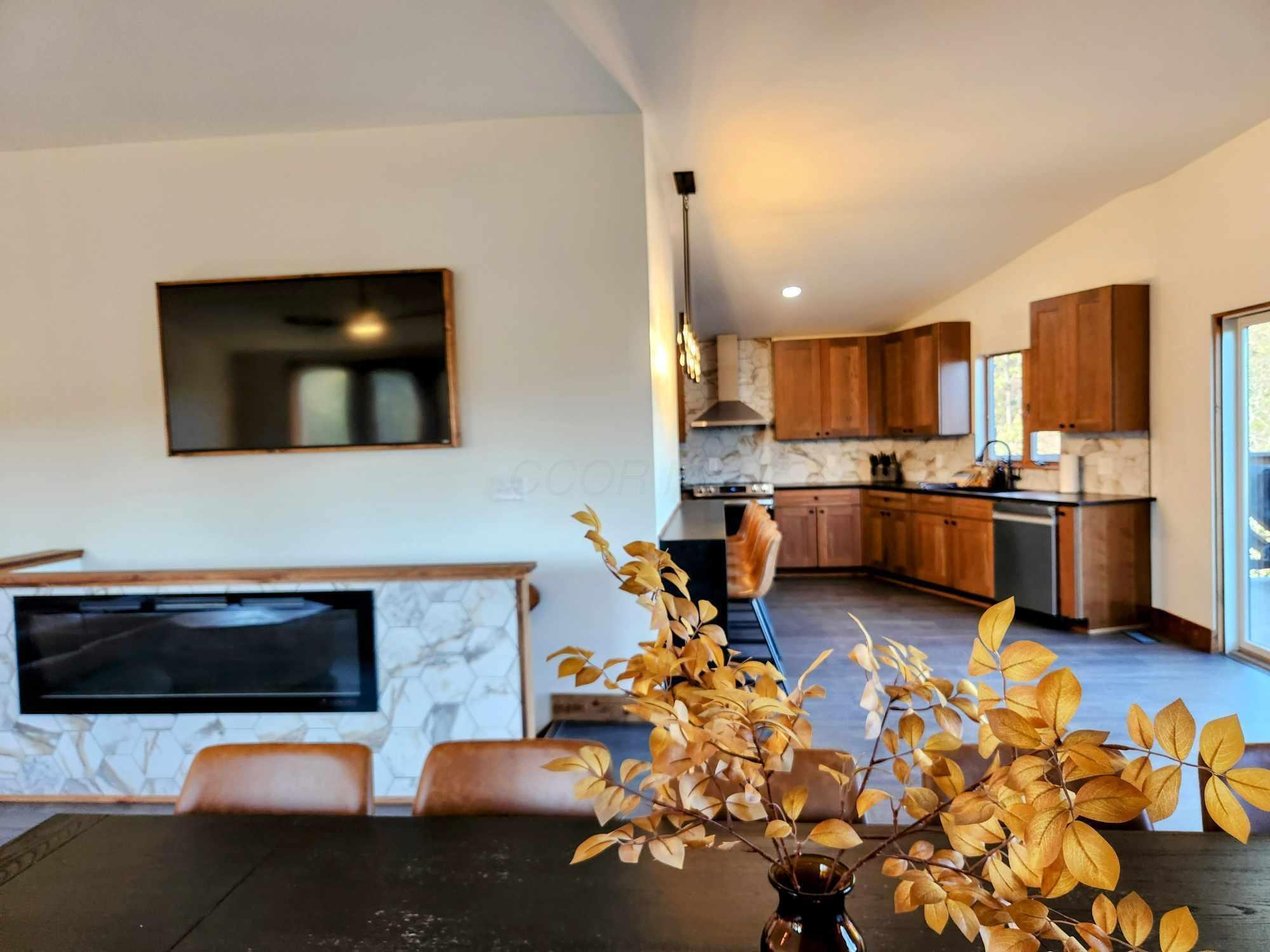 1166 Blue Valley Road Se Property Photo 10