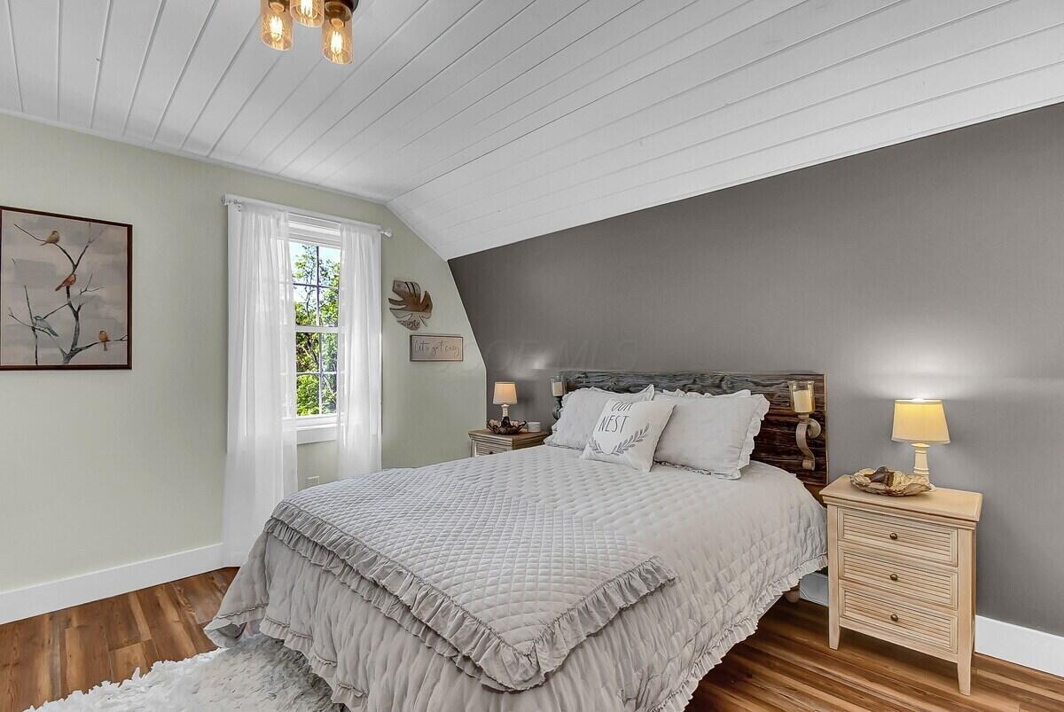 7429 Barneby Road Se Property Photo 23