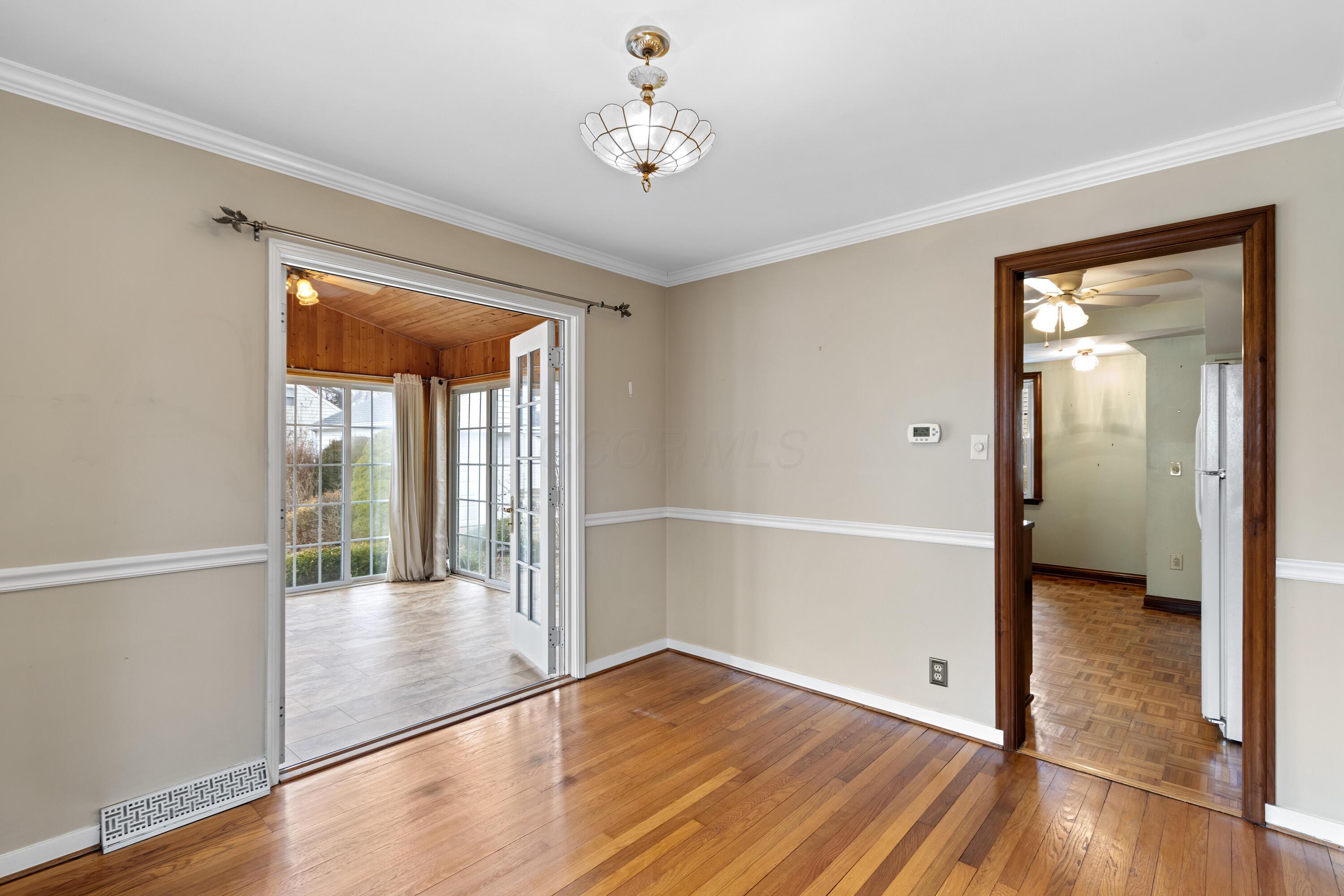 384 Fallis Road Property Photo 9