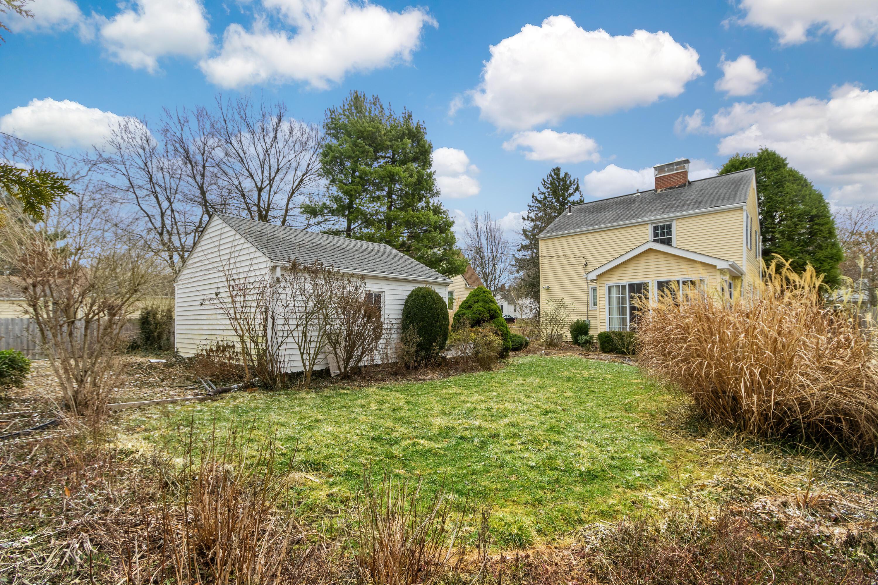 384 Fallis Road Property Photo 27