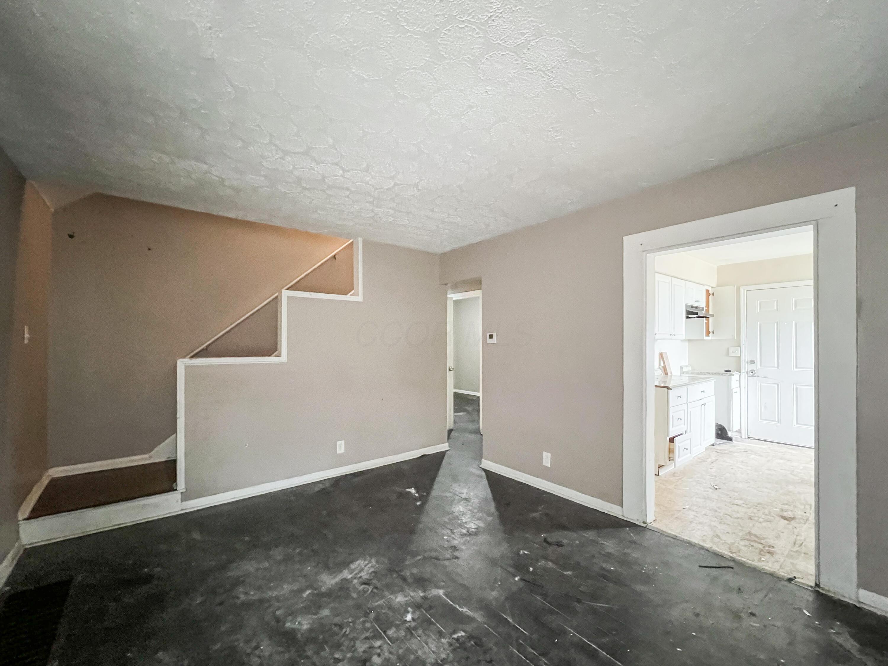 229 Belvidere Avenue Property Photo 5