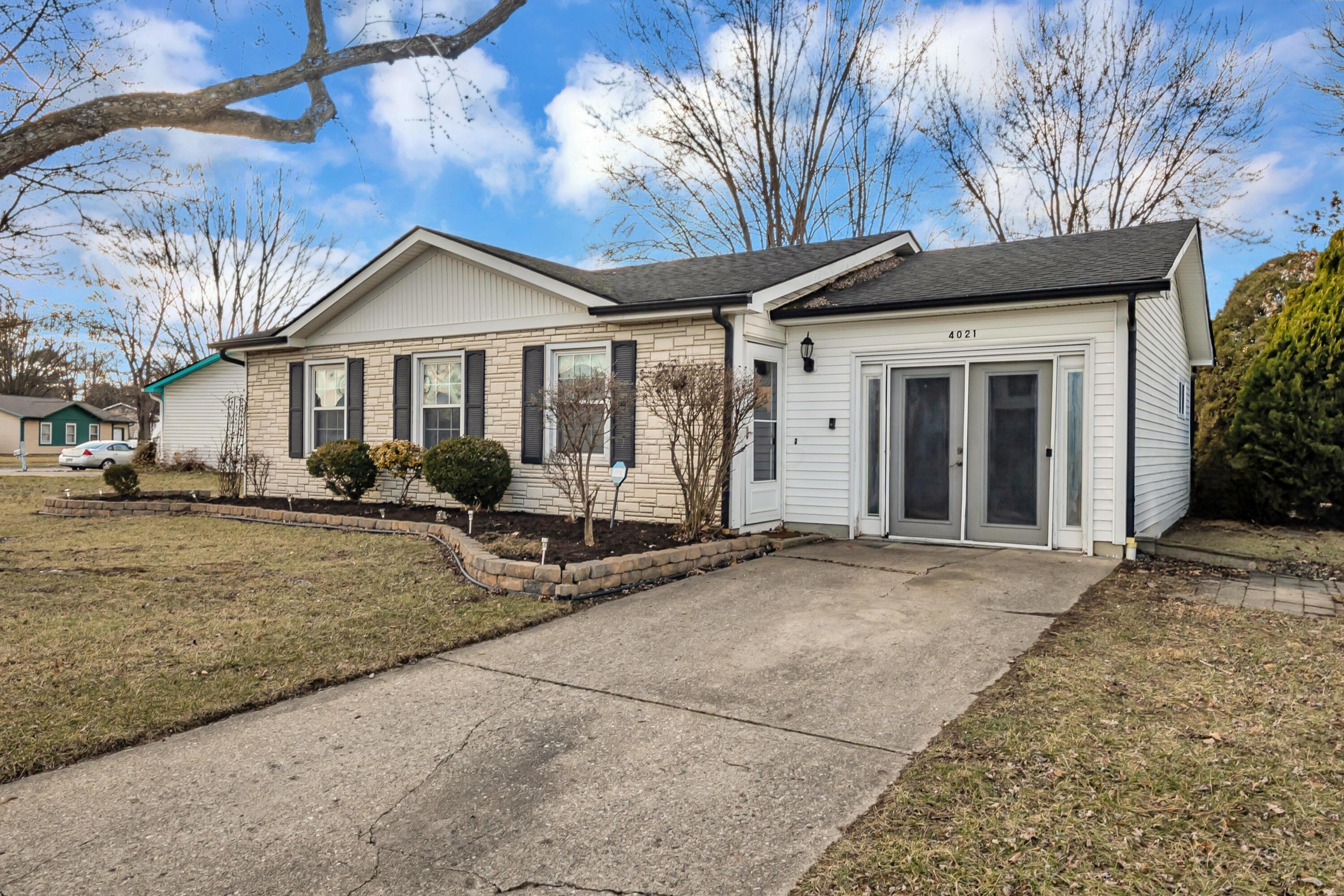 4021 Briarbush Drive Property Photo 3