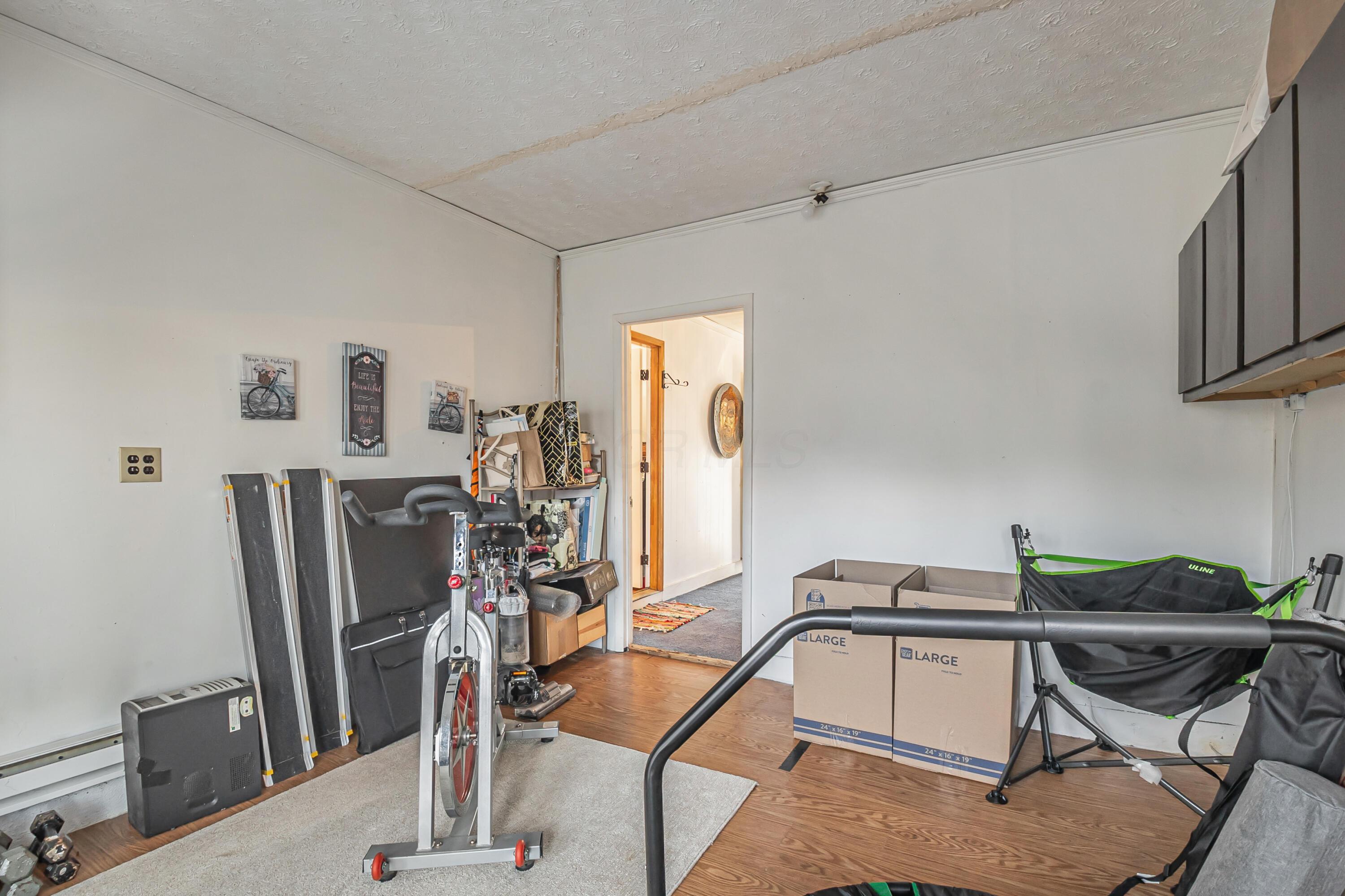 4021 Briarbush Drive Property Photo 14