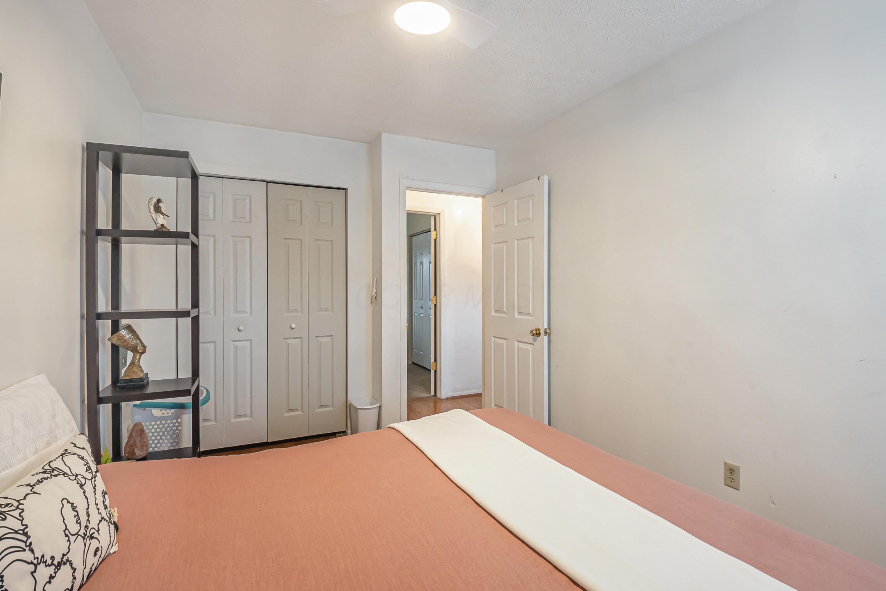 4021 Briarbush Drive Property Photo 21