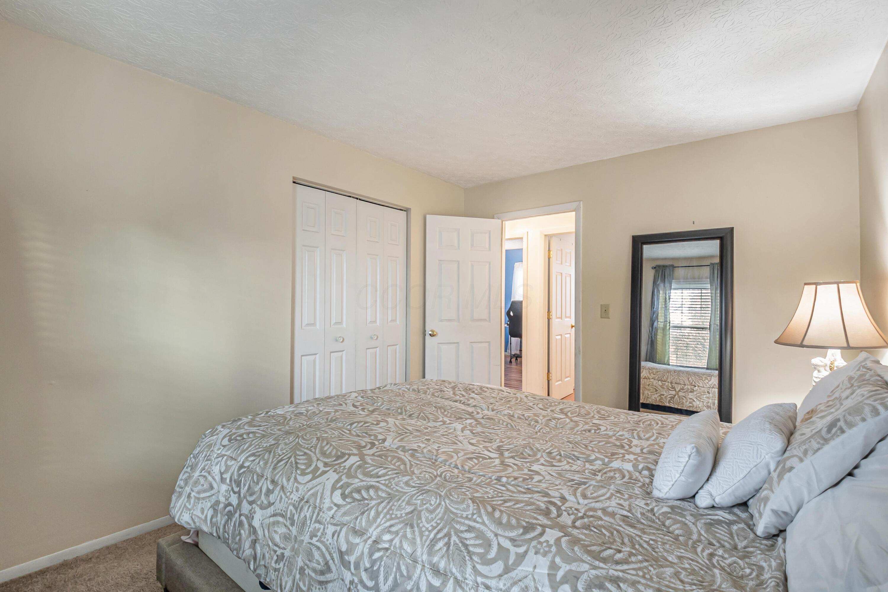 4021 Briarbush Drive Property Photo 27