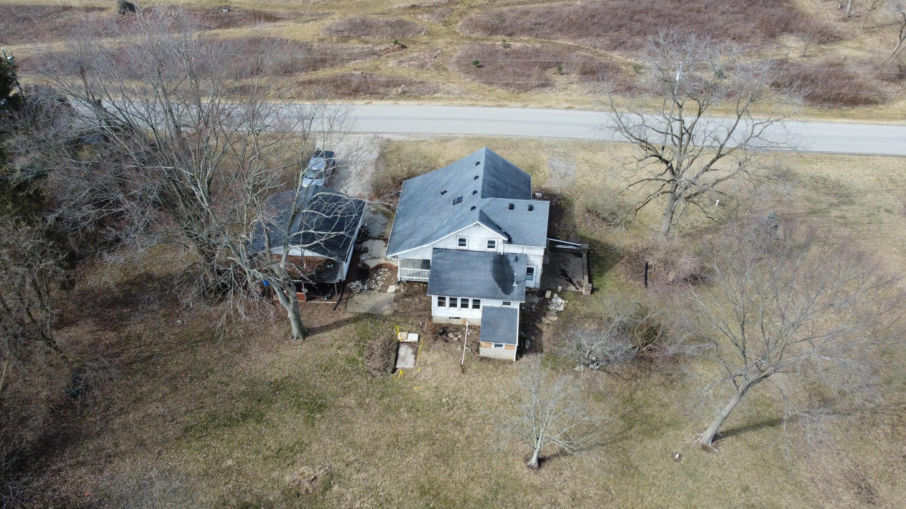 20943 Barker Road Property Photo 5