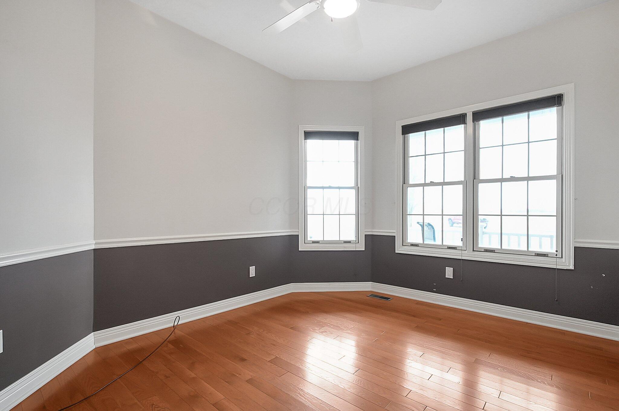 3585 Middle Pike Property Photo 13