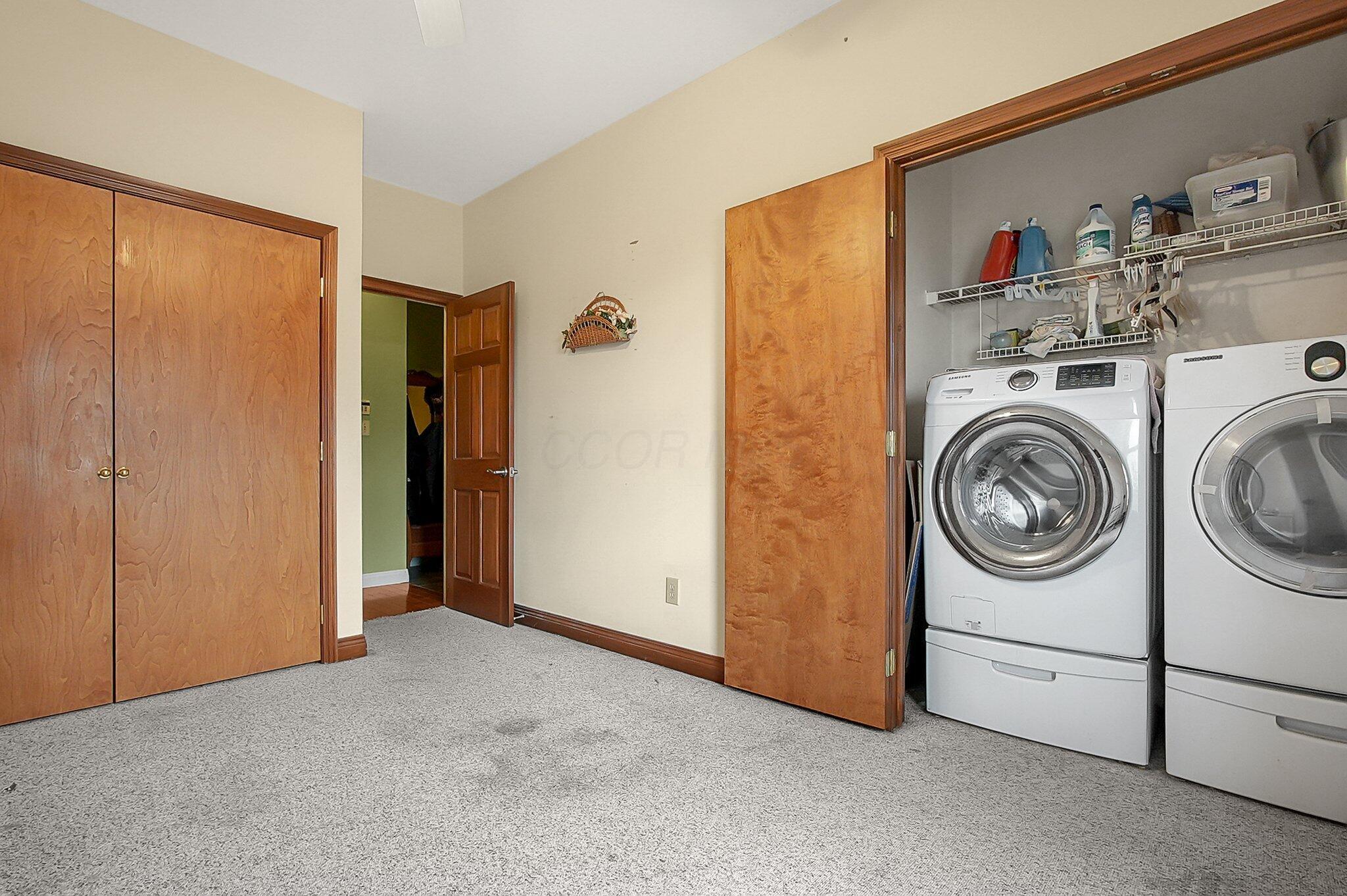 3585 Middle Pike Property Photo 15
