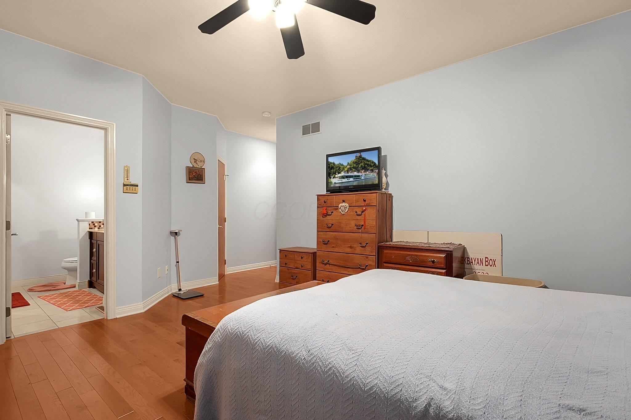3585 Middle Pike Property Photo 20