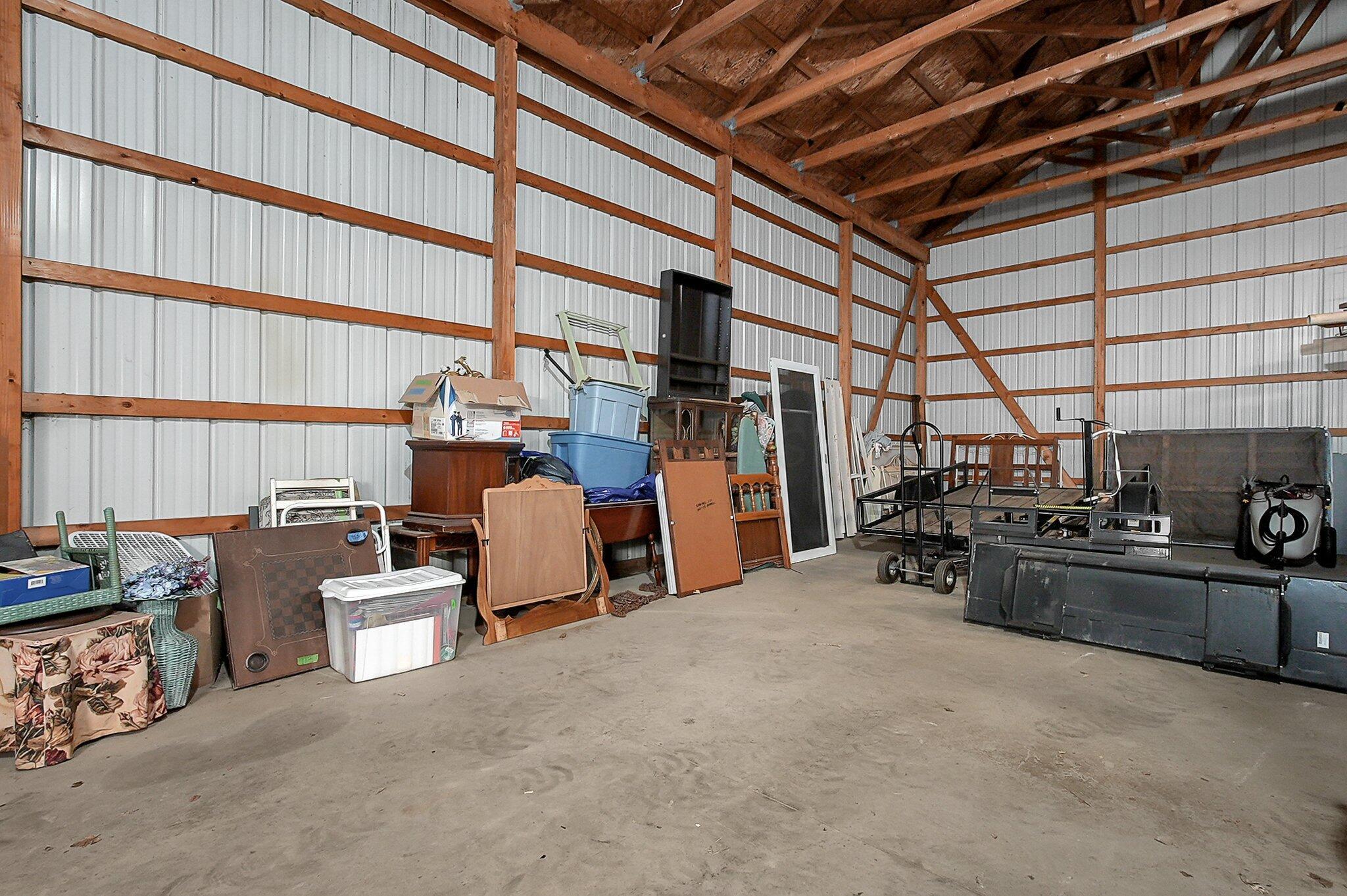 3585 Middle Pike Property Photo 29