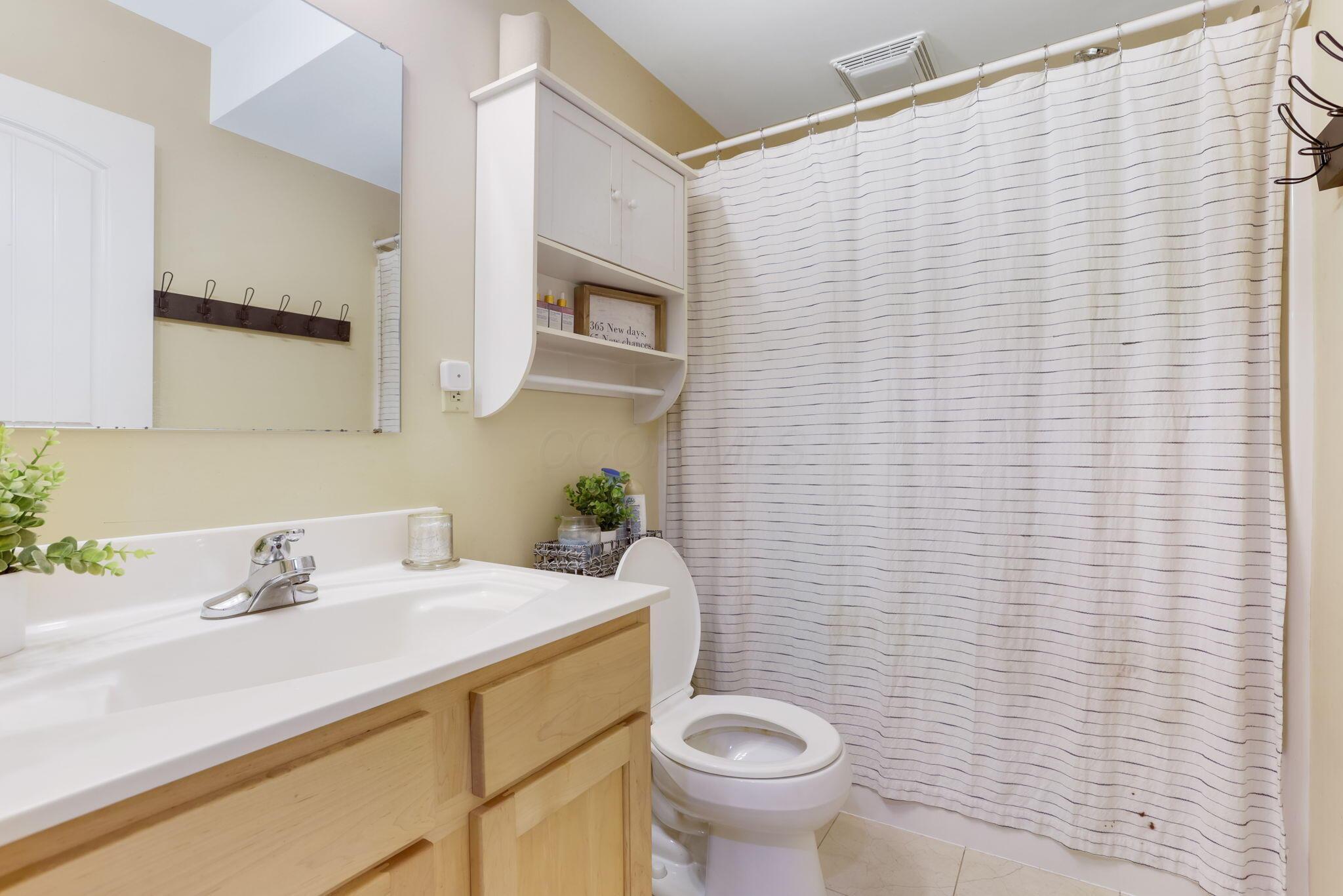 555 Ross Road Se Property Photo 24