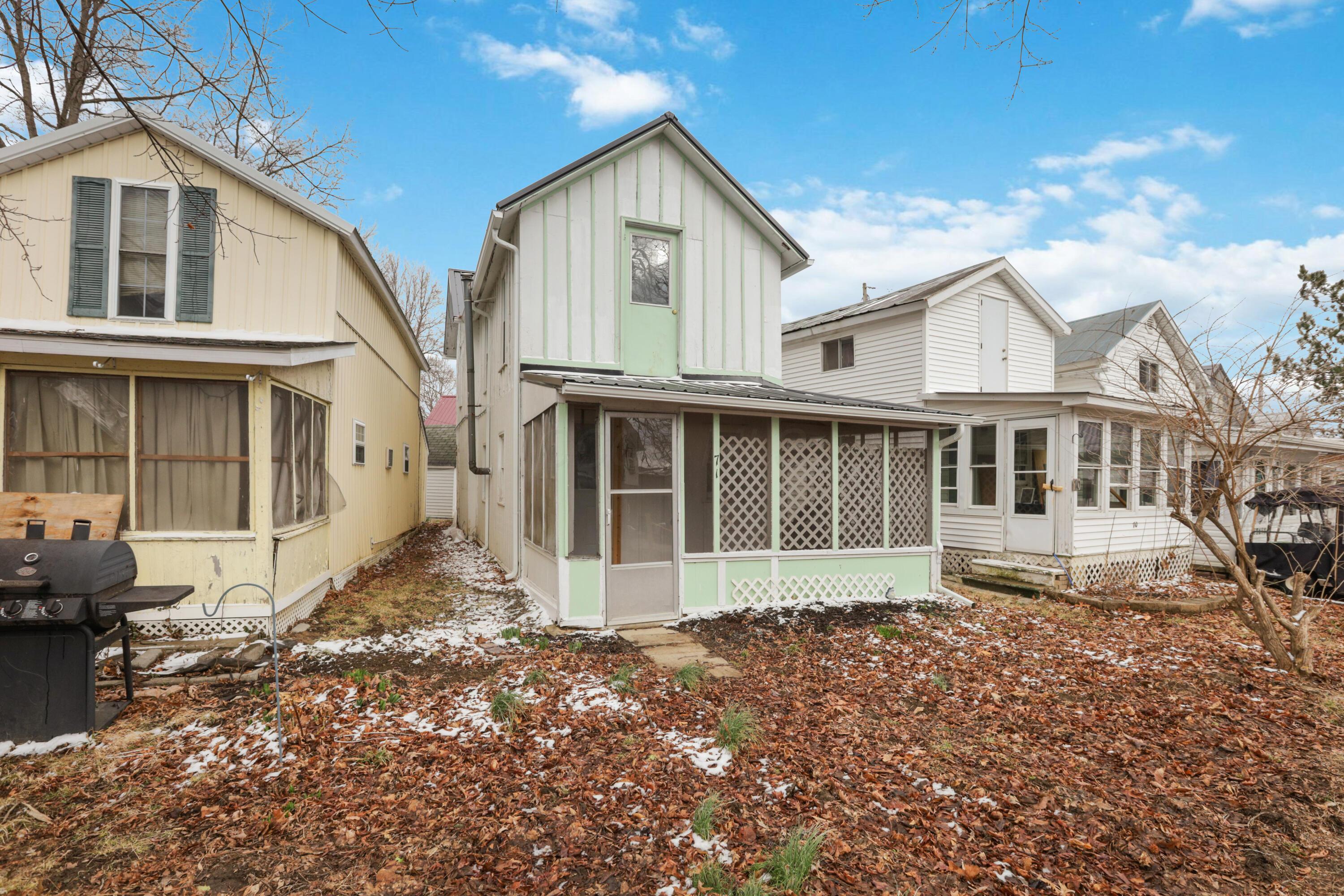 71 3rd Street Property Photo 4