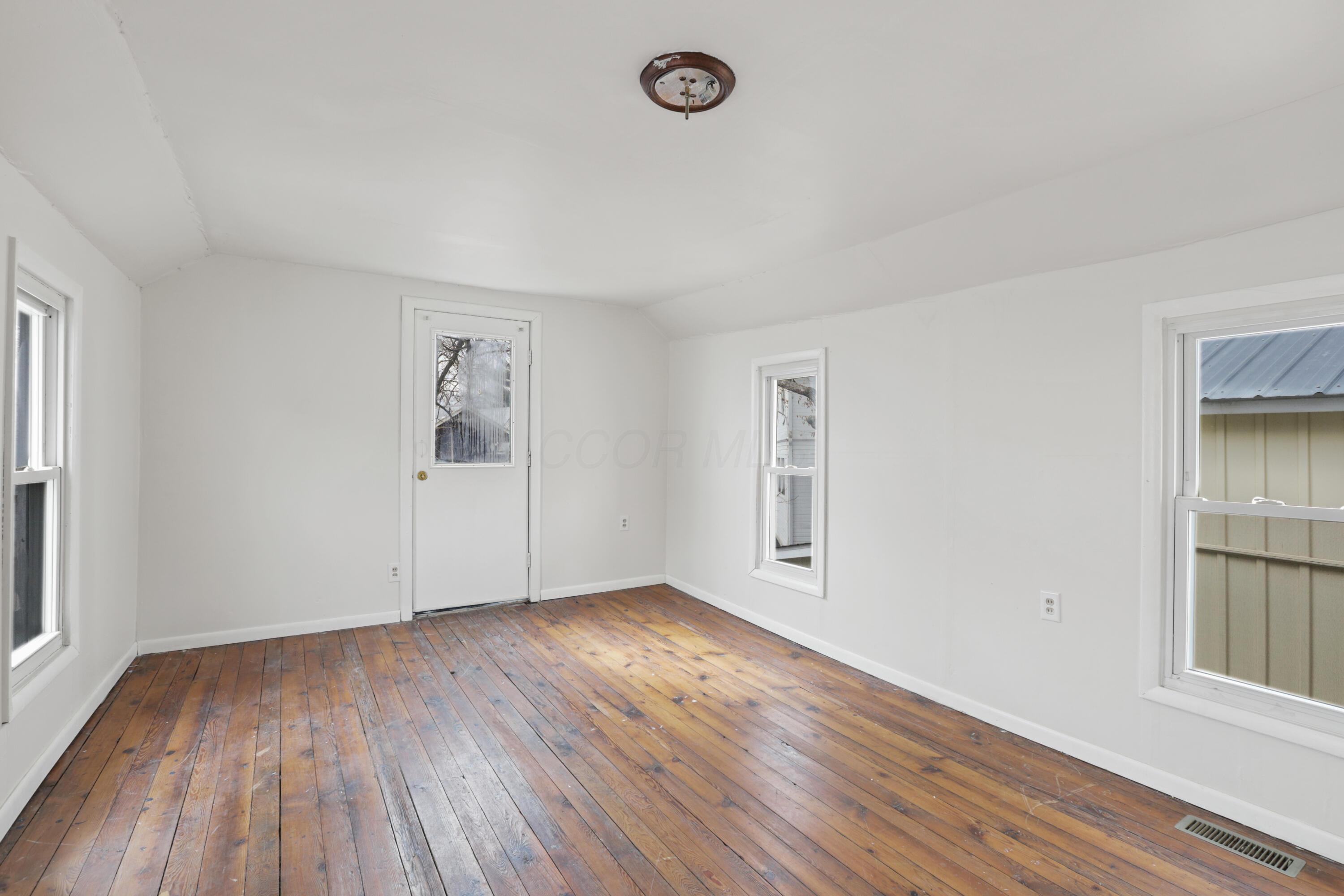 71 3rd Street Property Photo 22