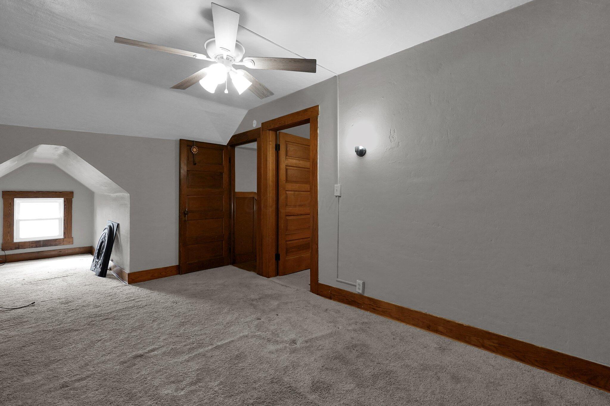 125 W Mound Street Property Photo 12