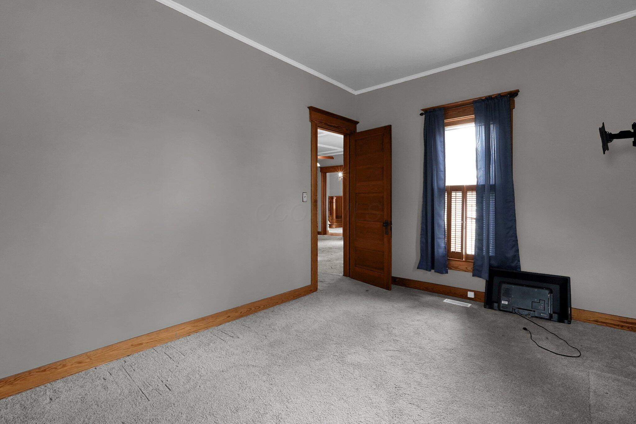 125 W Mound Street Property Photo 23